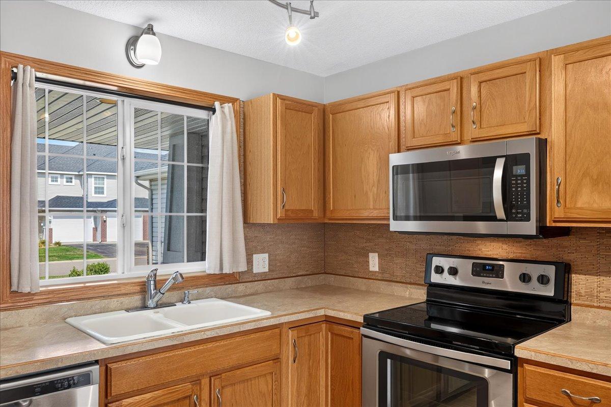 View of Residential at 10509 64th Lane, Albertville MN 55301, Albertville (5 of 31) - Mike Wilen | Minnesota Team Real Estate