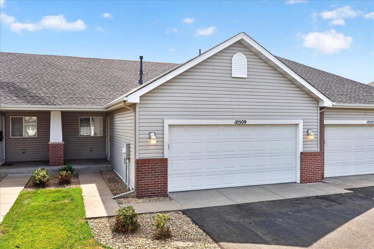 View of (TH) Side x Side at 10509 64th Lane, Albertville - Mike Wilen | Minnesota Team Real Estate