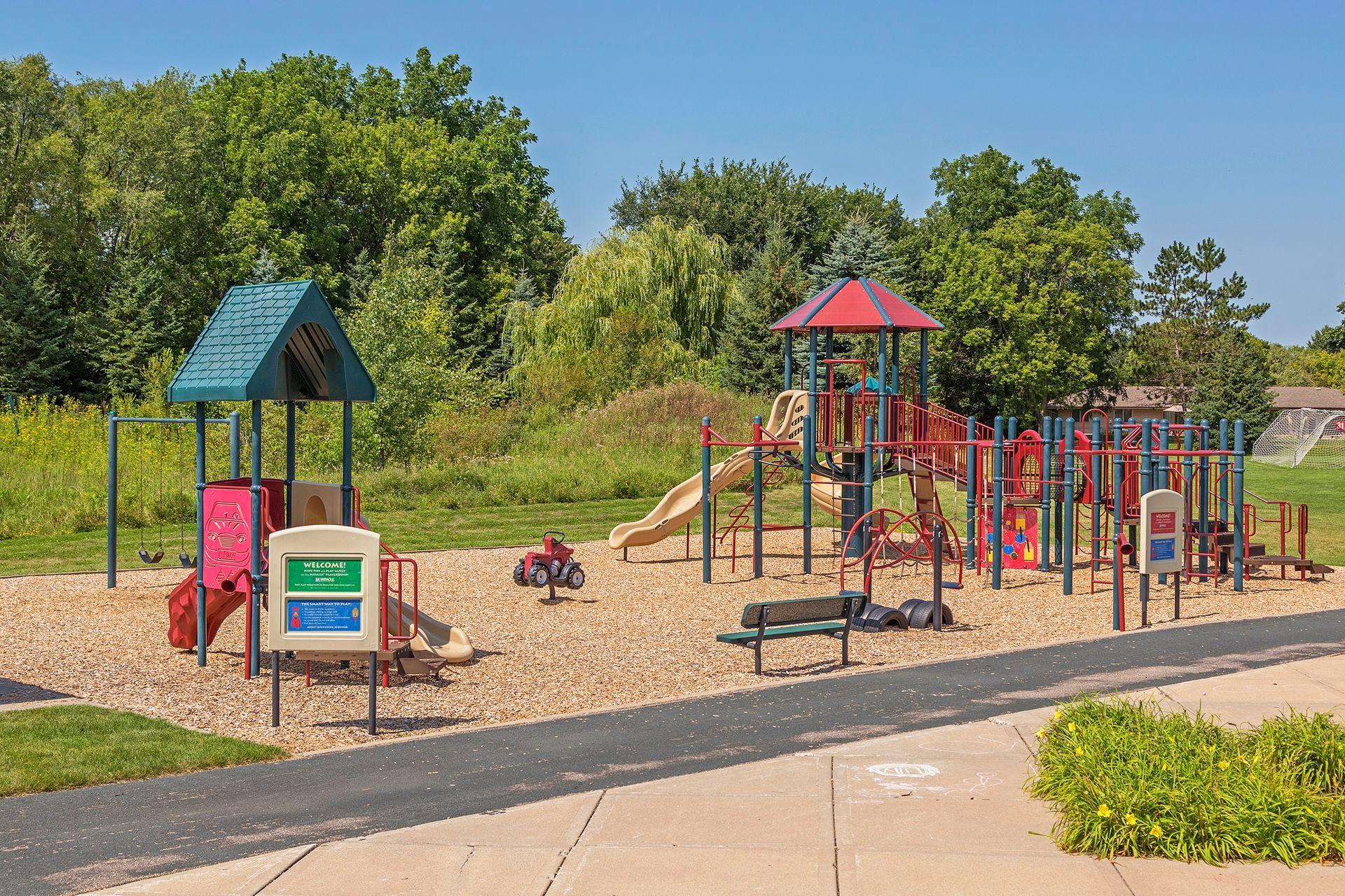 View of Residential at 17461 Haralson Drive, Eden Prairie MN 55347, Eden Prairie (71 of 77) - Mike Wilen | Minnesota Team Real Estate