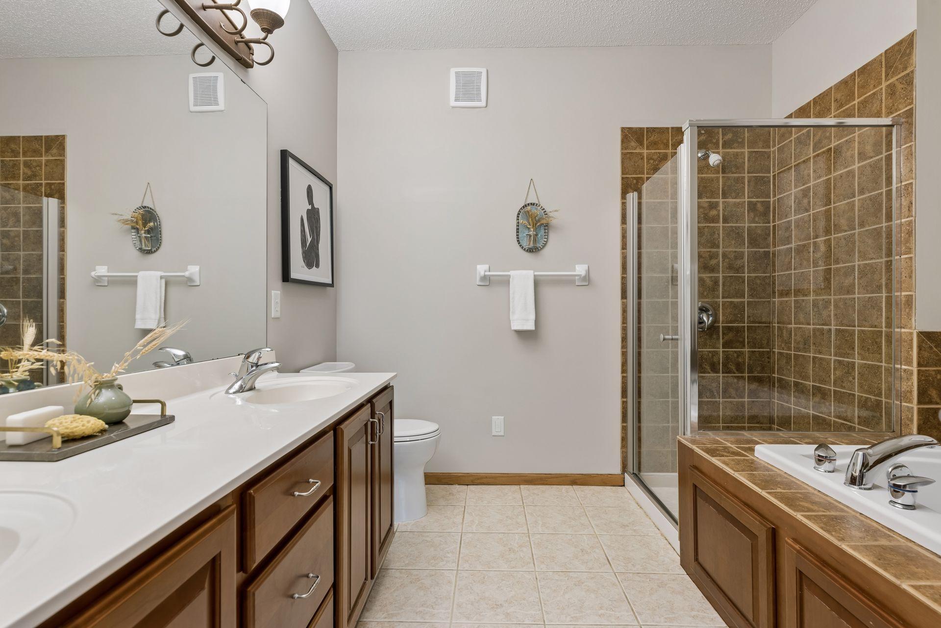 View of Residential at 17461 Haralson Drive, Eden Prairie MN 55347, Eden Prairie (36 of 77) - Mike Wilen | Minnesota Team Real Estate