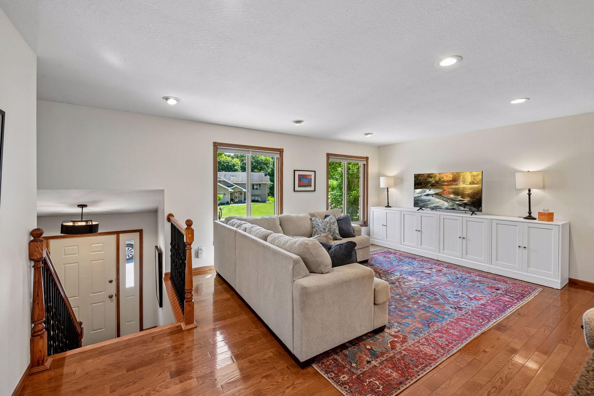 View of Residential at 7011 Eagle Ridge, Eden Prairie MN 55346, Eden Prairie (5 of 53) - Mike Wilen | Minnesota Team Real Estate