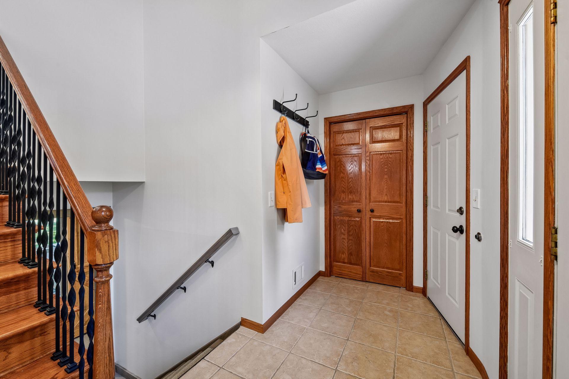 View of Residential at 7011 Eagle Ridge, Eden Prairie MN 55346, Eden Prairie (4 of 53) - Mike Wilen | Minnesota Team Real Estate