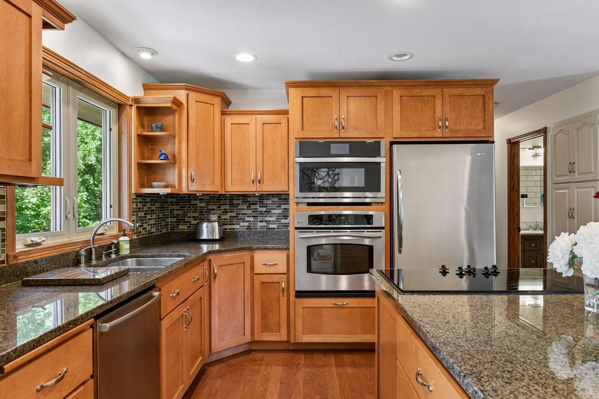 View of Residential at 7011 Eagle Ridge, Eden Prairie MN 55346, Eden Prairie (16 of 53) - Mike Wilen | Minnesota Team Real Estate