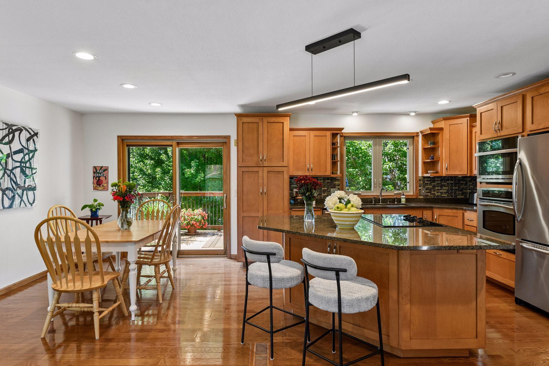 View of Residential at 7011 Eagle Ridge, Eden Prairie MN 55346, Eden Prairie (12 of 53) - Mike Wilen | Minnesota Team Real Estate