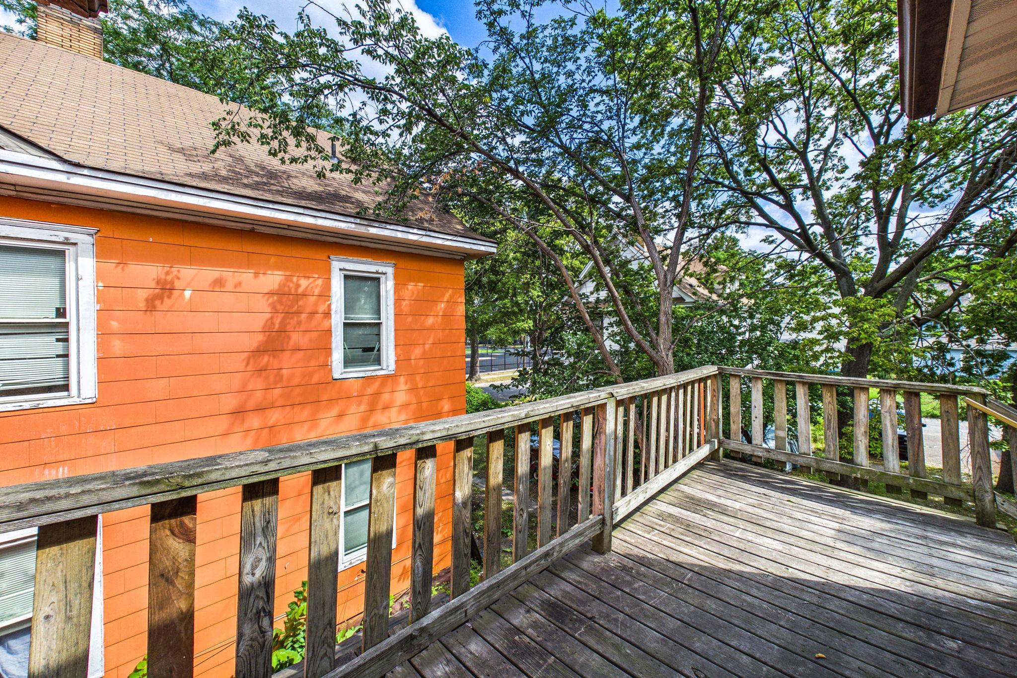 View of Residential Income at 1622 Girard Avenue, Minneapolis MN 55411, Minneapolis (21 of 25) - Mike Wilen | Minnesota Team Real Estate