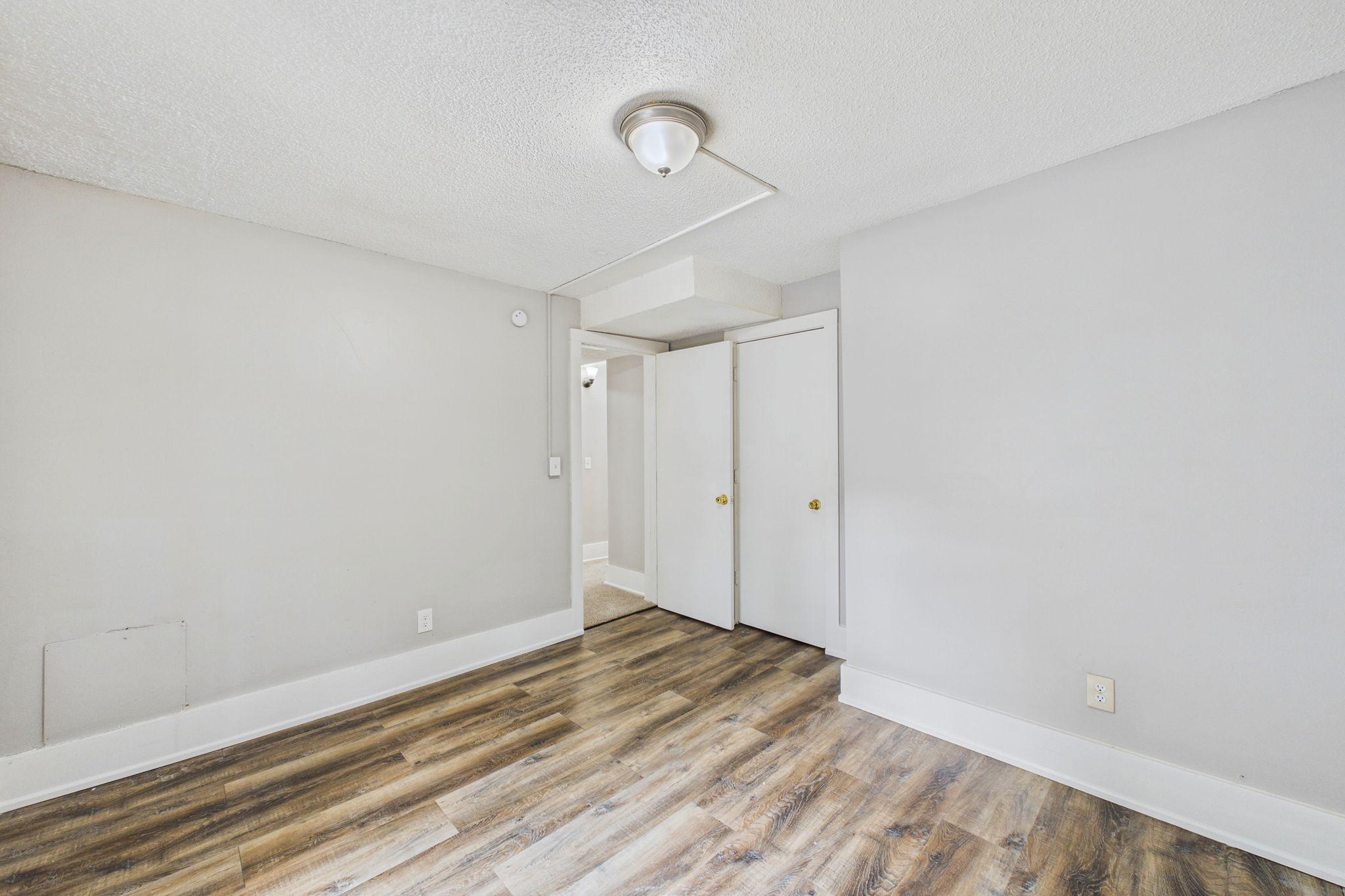 View of Residential Income at 1622 Girard Avenue, Minneapolis MN 55411, Minneapolis (9 of 25) - Mike Wilen | Minnesota Team Real Estate