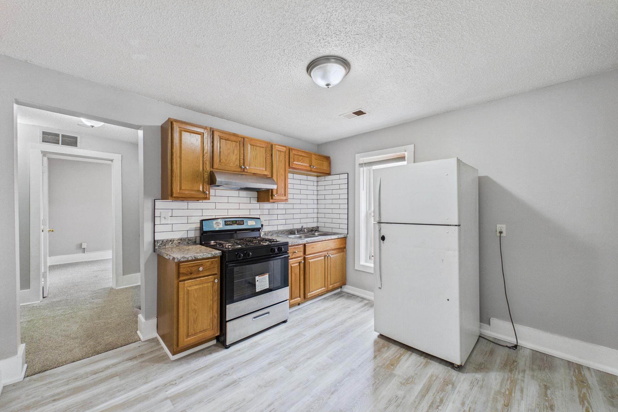 View of Residential Income at 1622 Girard Avenue, Minneapolis MN 55411, Minneapolis (5 of 25) - Mike Wilen | Minnesota Team Real Estate