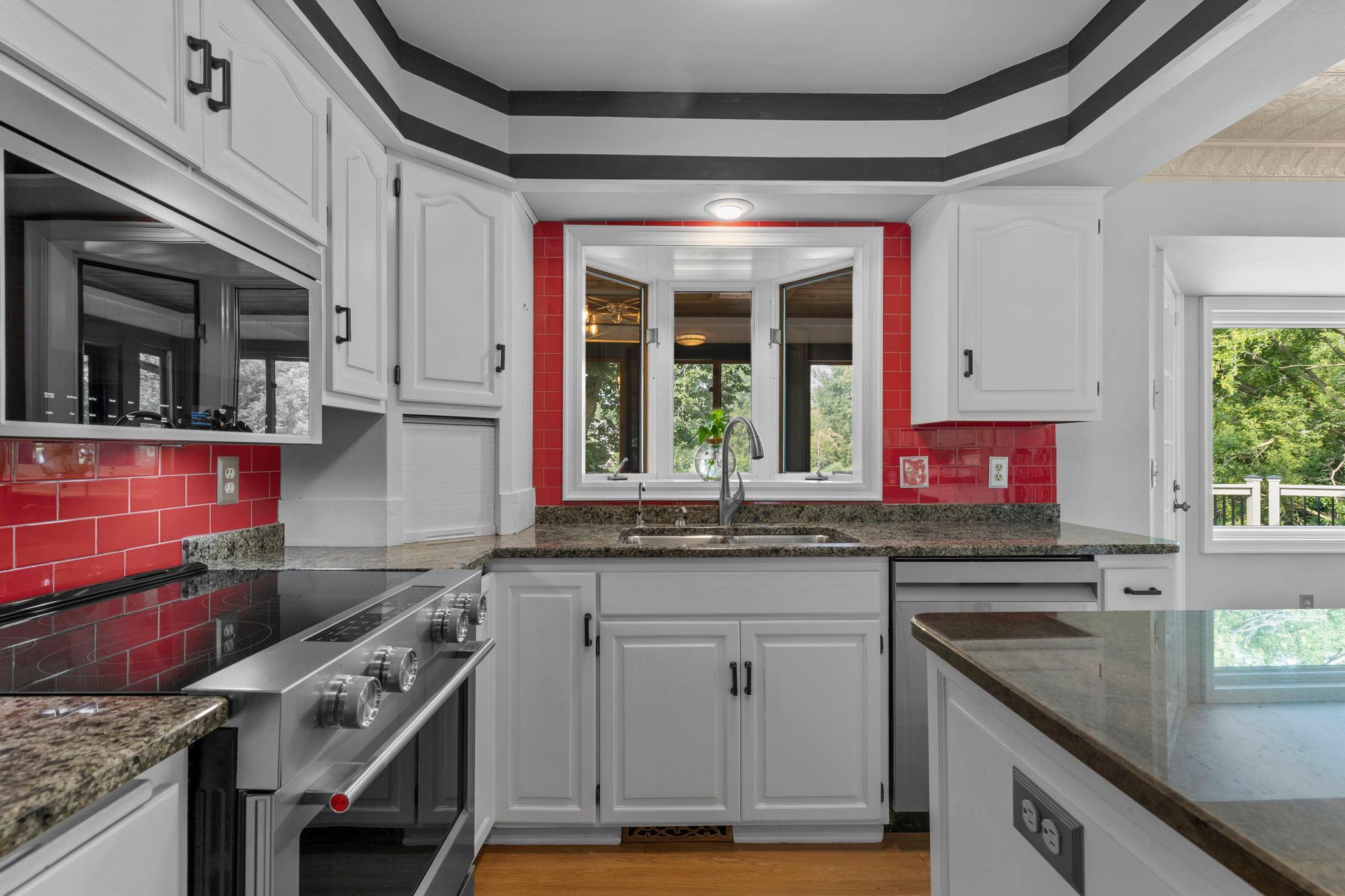 View of Residential at 9348 Olympia Drive, Eden Prairie MN 55347, Eden Prairie (29 of 104) - Mike Wilen | Minnesota Team Real Estate