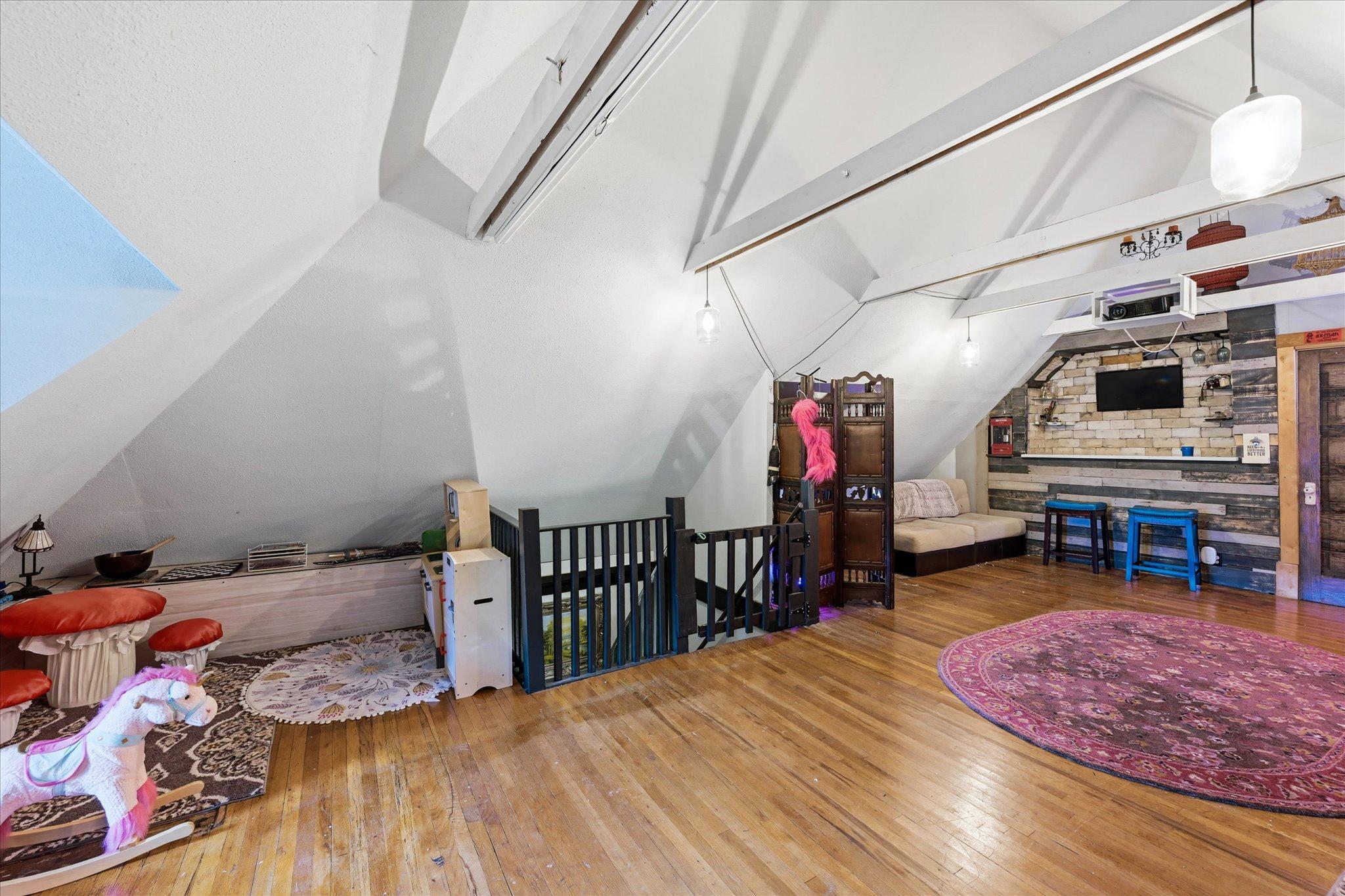 View of Residential at 923 Iglehart Avenue, Saint Paul MN 55104, Saint Paul (32 of 45) - Mike Wilen | Minnesota Team Real Estate