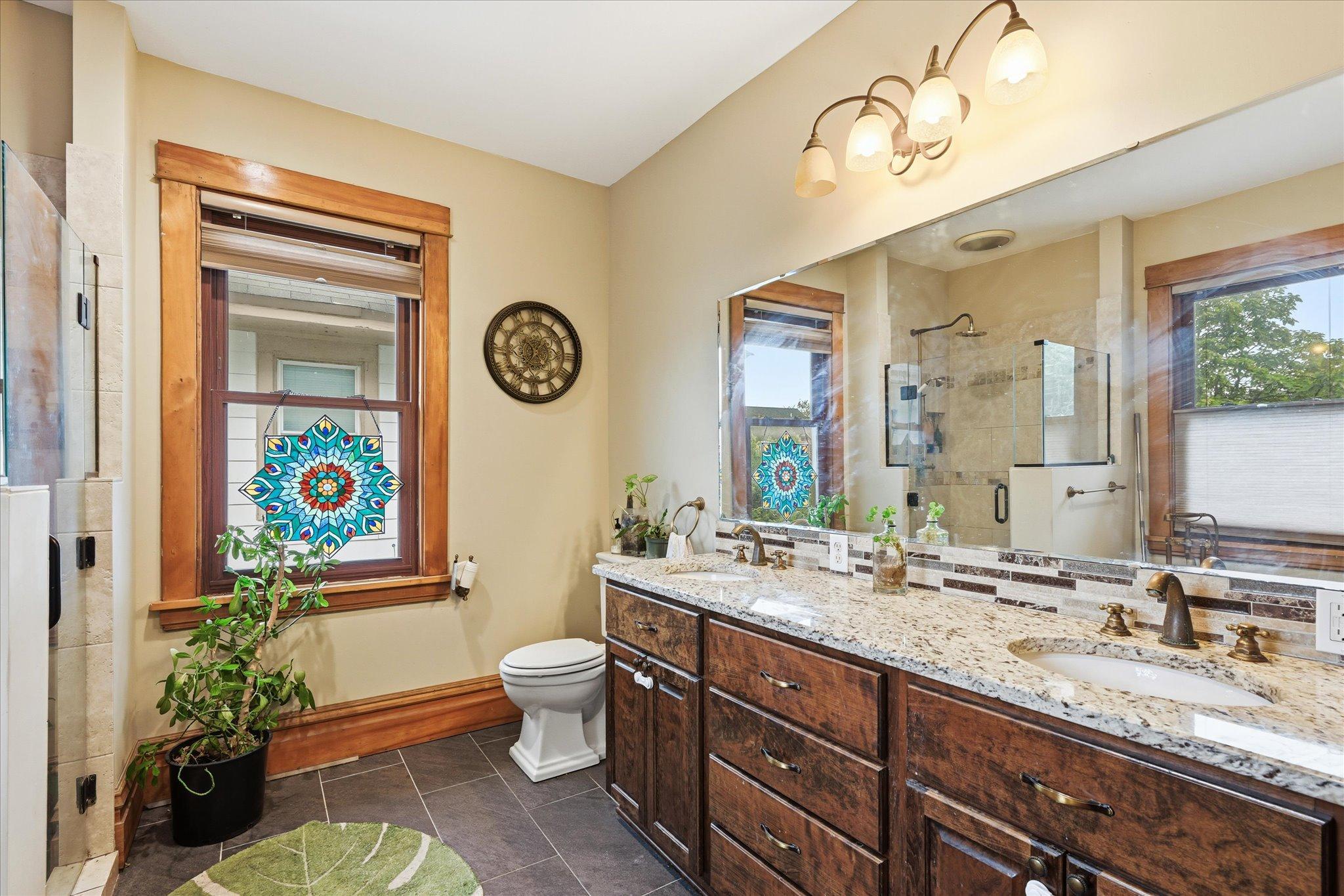 View of Residential at 923 Iglehart Avenue, Saint Paul MN 55104, Saint Paul (24 of 45) - Mike Wilen | Minnesota Team Real Estate