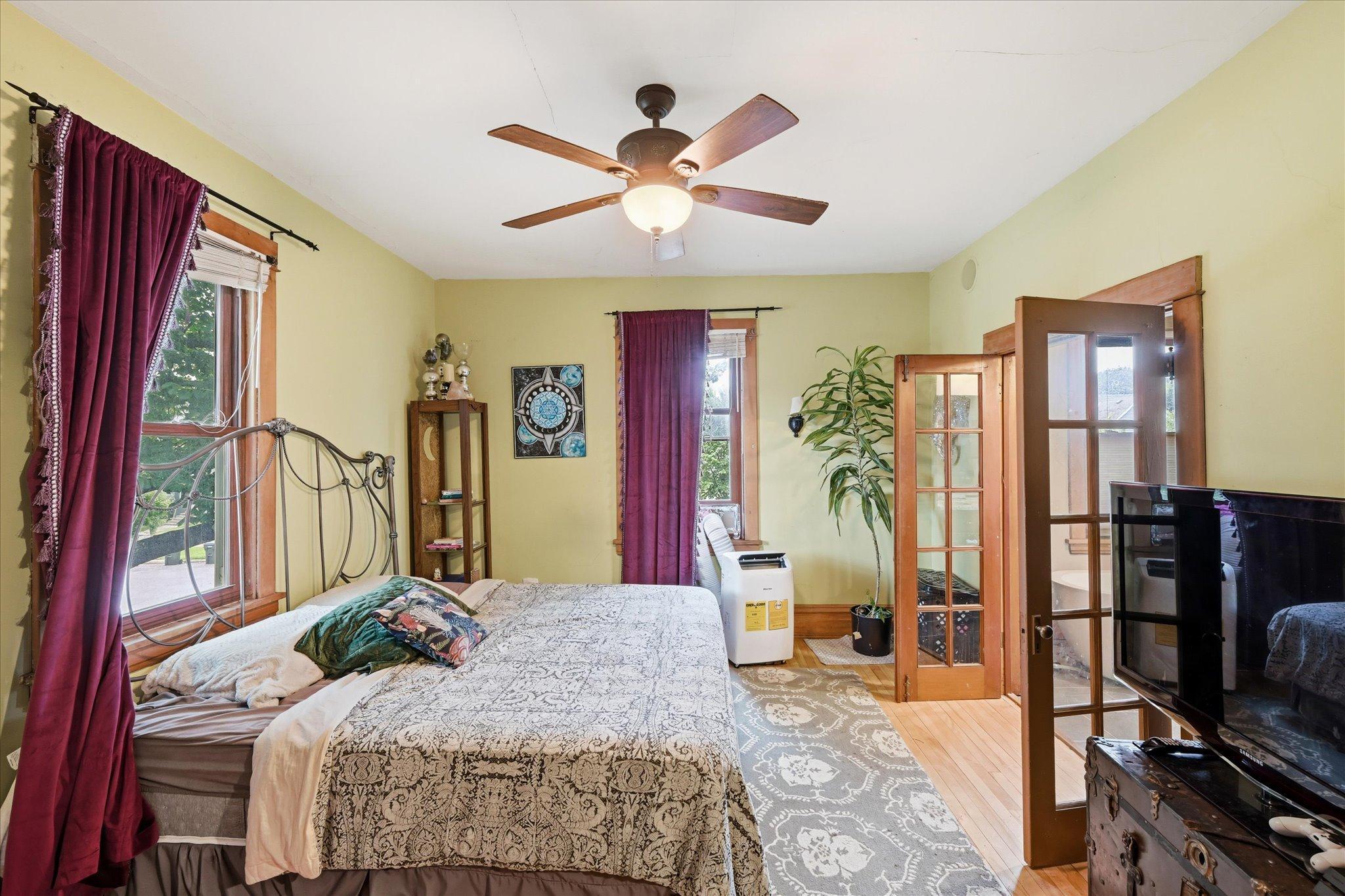 View of Residential at 923 Iglehart Avenue, Saint Paul MN 55104, Saint Paul (4 of 45) - Mike Wilen | Minnesota Team Real Estate