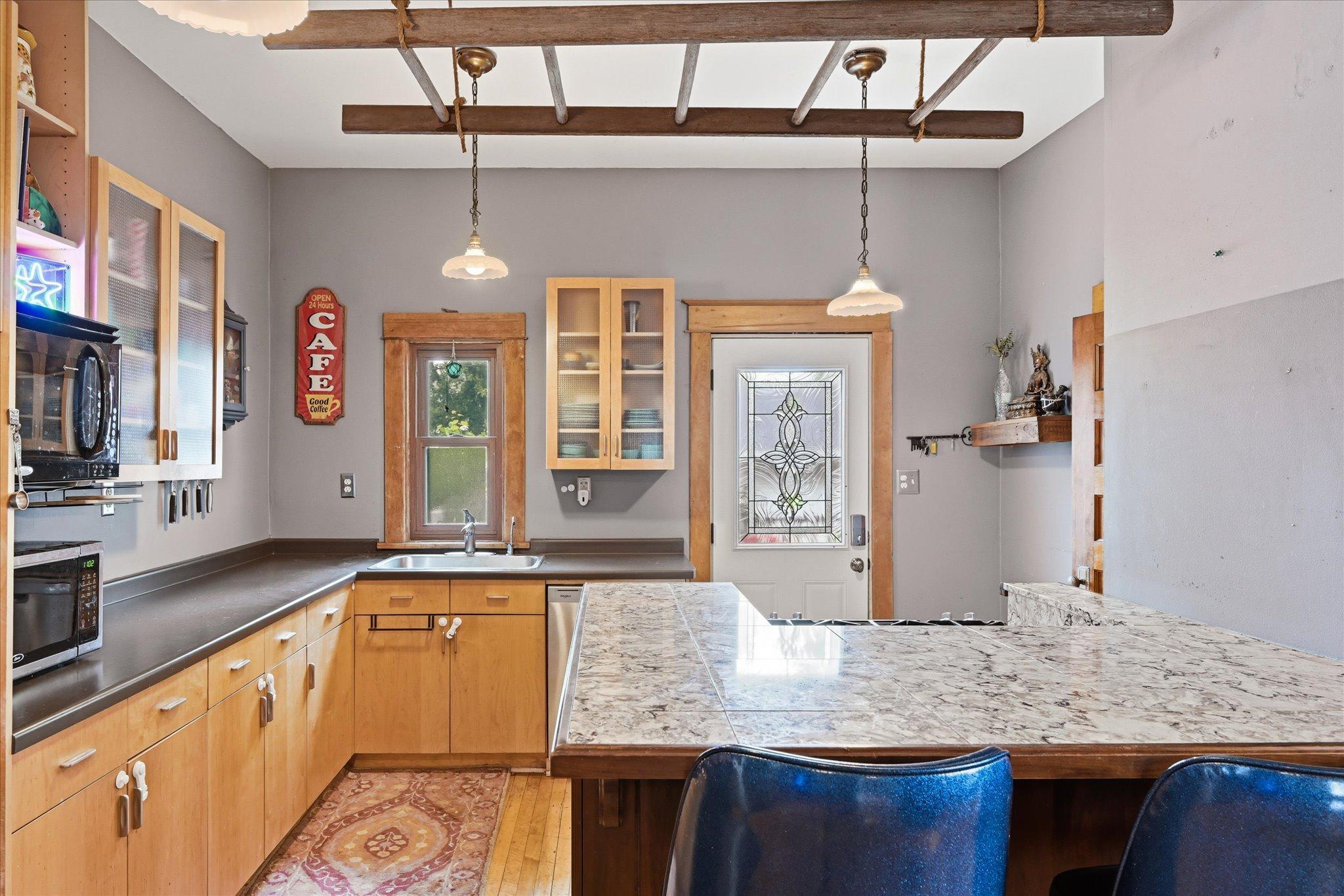 View of Residential at 923 Iglehart Avenue, Saint Paul MN 55104, Saint Paul (17 of 45) - Mike Wilen | Minnesota Team Real Estate
