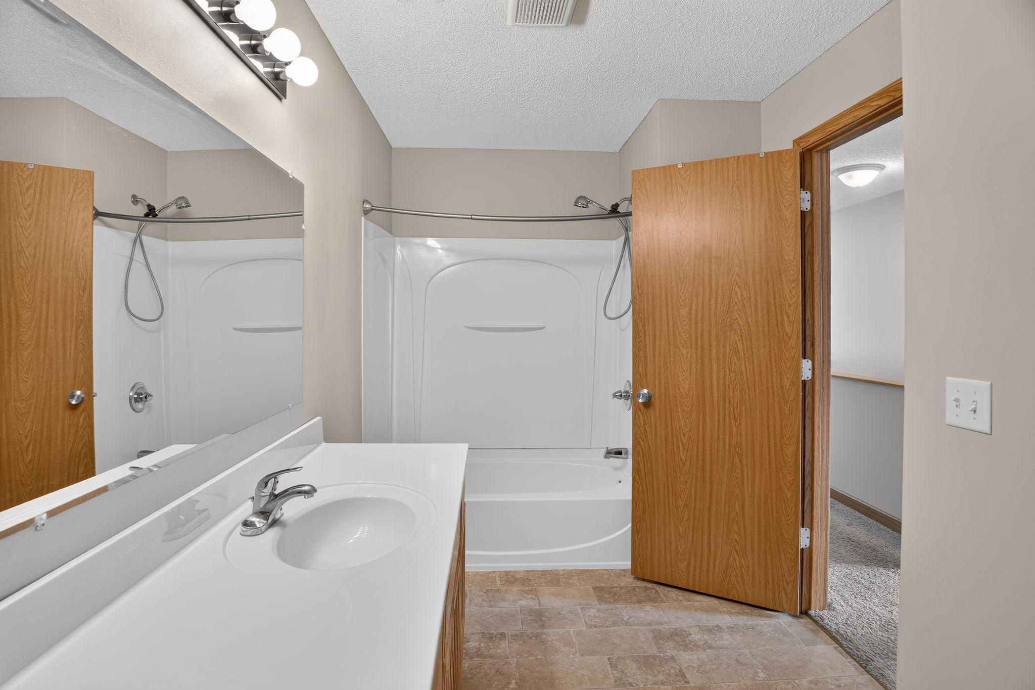 View of Residential at 3536 Genevieve Avenue, Oakdale MN 55128, Oakdale (24 of 34) - Mike Wilen | Minnesota Team Real Estate