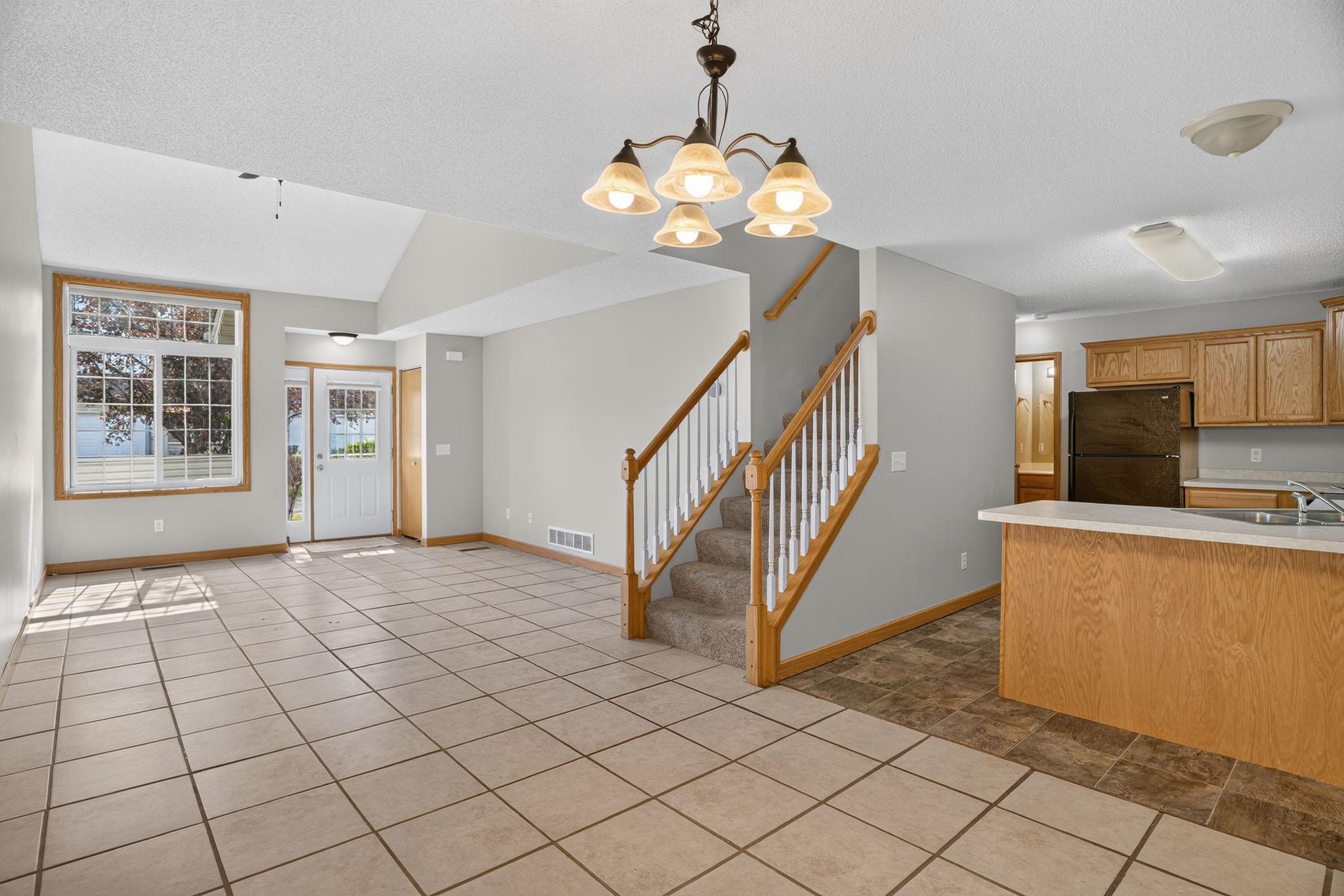 View of Residential at 3536 Genevieve Avenue, Oakdale MN 55128, Oakdale (4 of 34) - Mike Wilen | Minnesota Team Real Estate