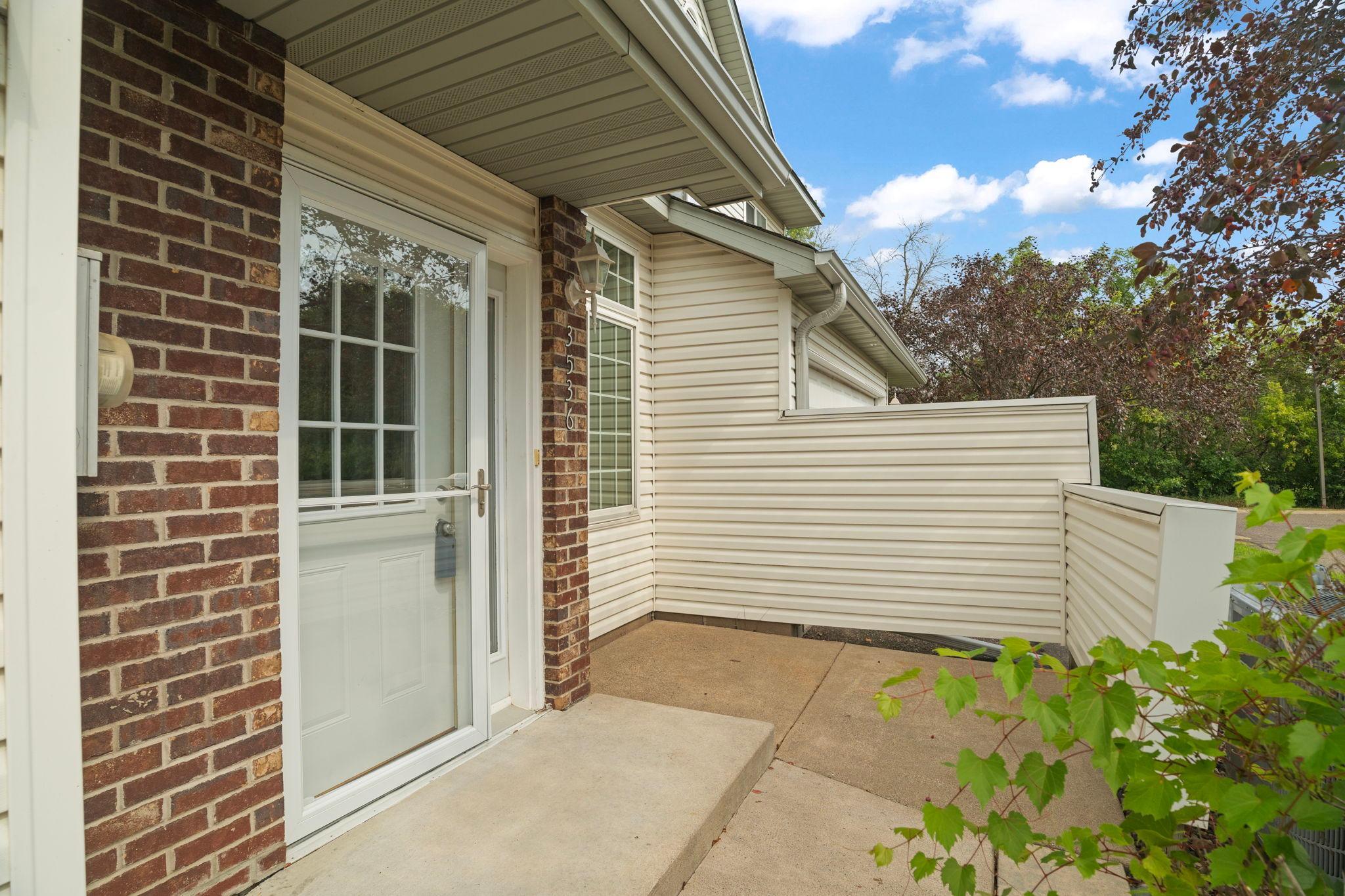 View of Residential at 3536 Genevieve Avenue, Oakdale MN 55128, Oakdale (7 of 34) - Mike Wilen | Minnesota Team Real Estate