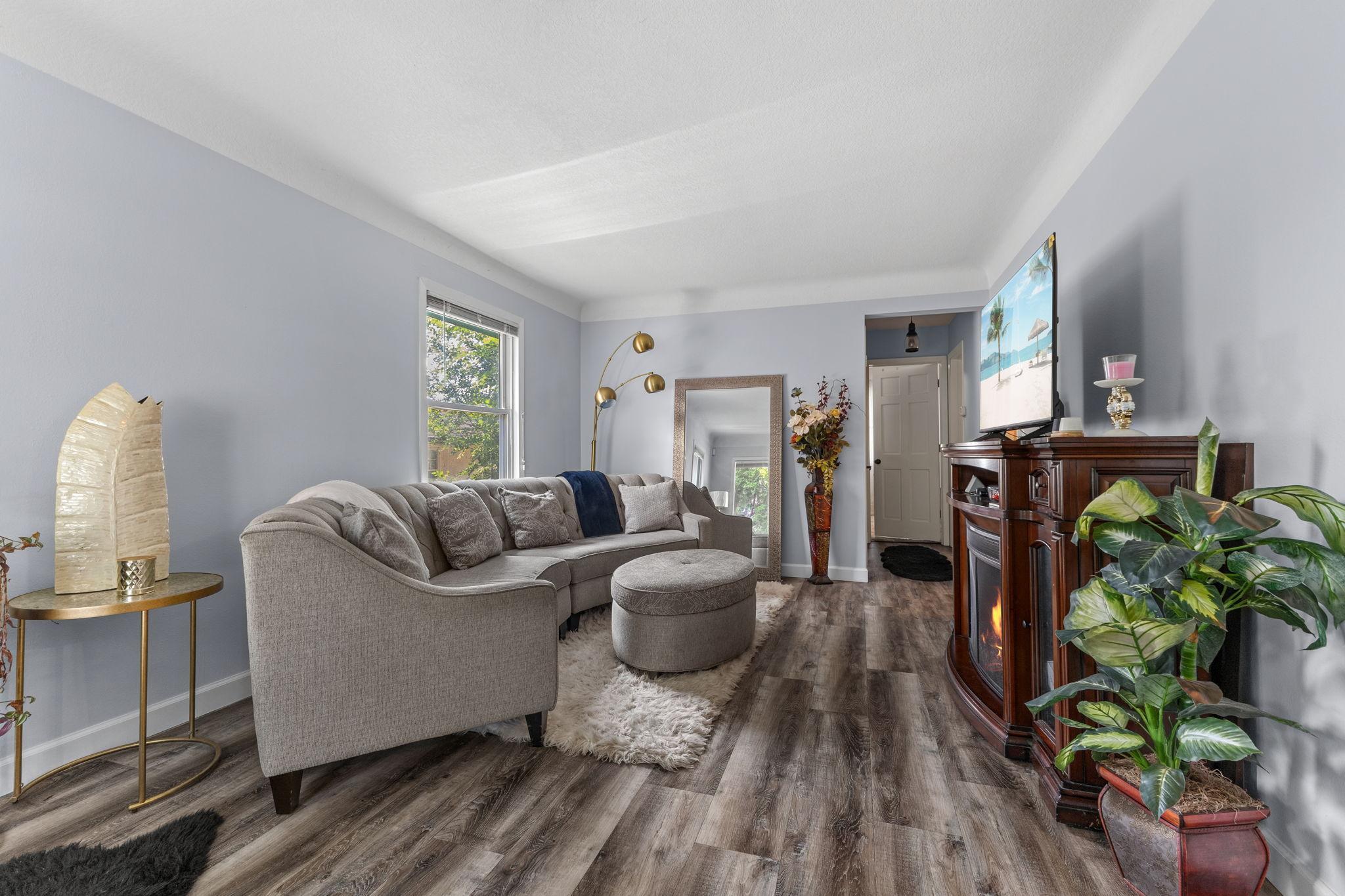 View of Residential at 3543 4th Street, Minneapolis MN 55412, Minneapolis (2 of 21) - Mike Wilen | Minnesota Team Real Estate