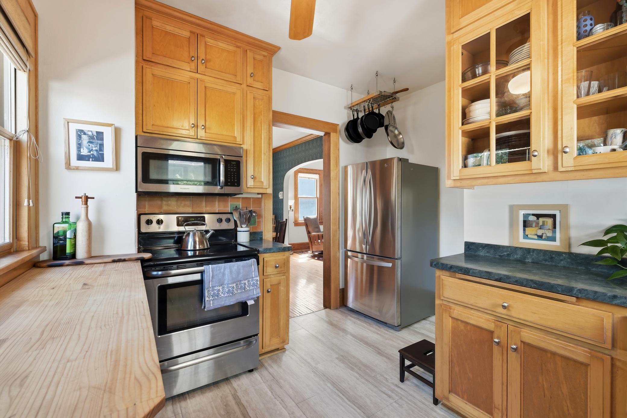 View of Residential at 4649 42nd Avenue, Minneapolis MN 55406, Minneapolis (15 of 34) - Mike Wilen | Minnesota Team Real Estate