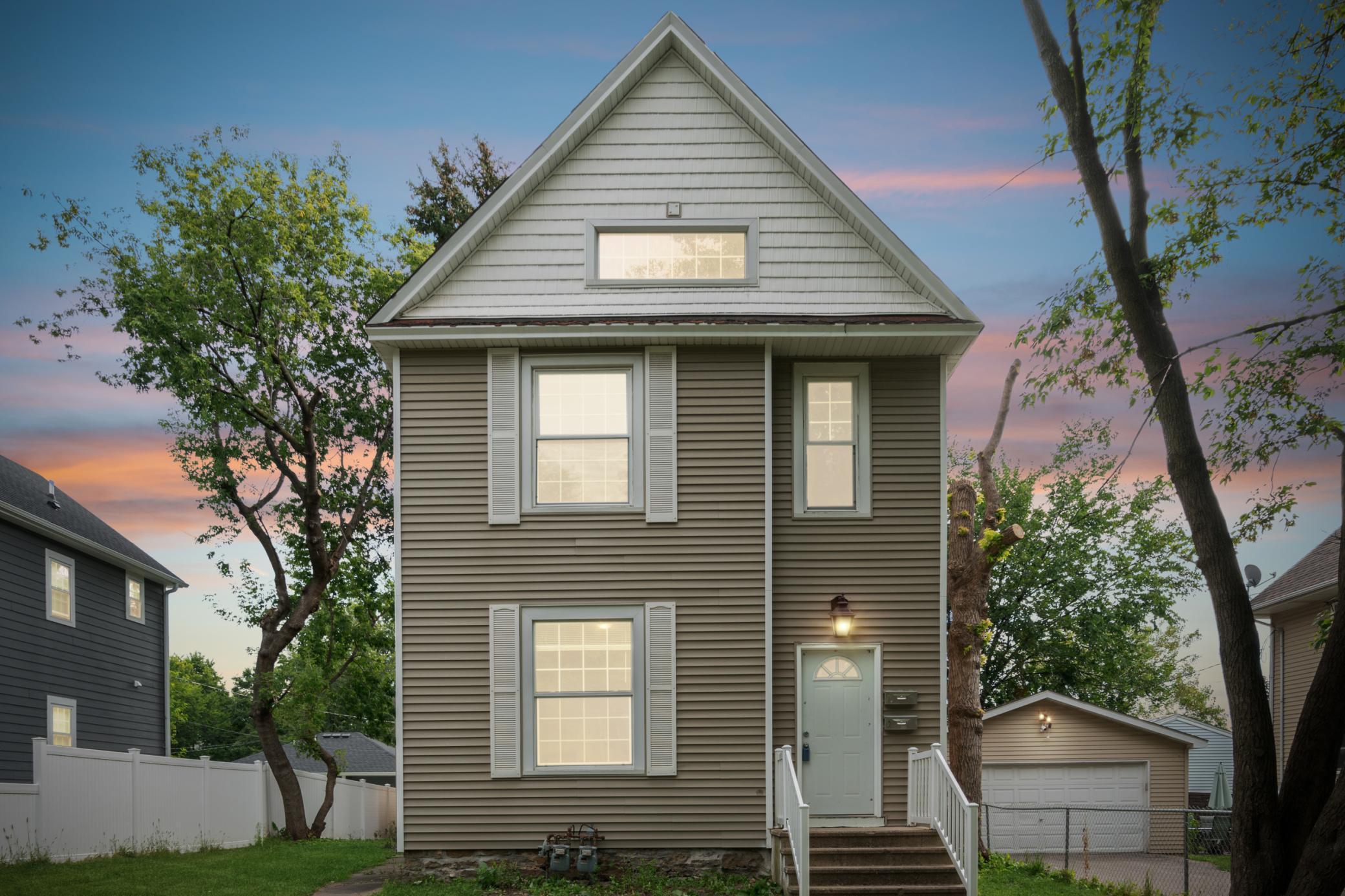 View of Residential Income at 2512 6th Street, Minneapolis MN 55411, Minneapolis - Mike Wilen | Minnesota Team Real Estate