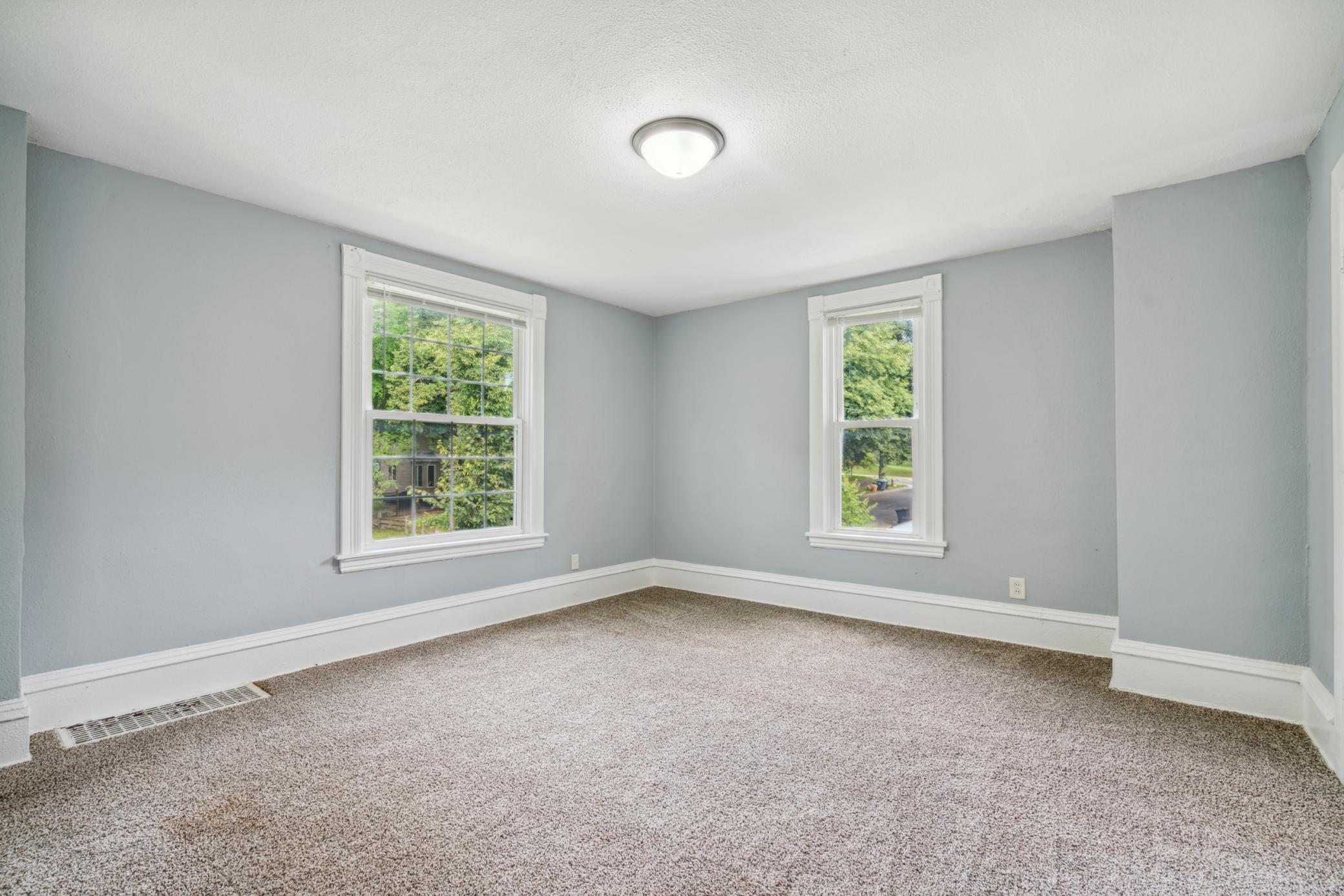 View of Residential Income at 2512 6th Street, Minneapolis MN 55411, Minneapolis (32 of 68) - Mike Wilen | Minnesota Team Real Estate