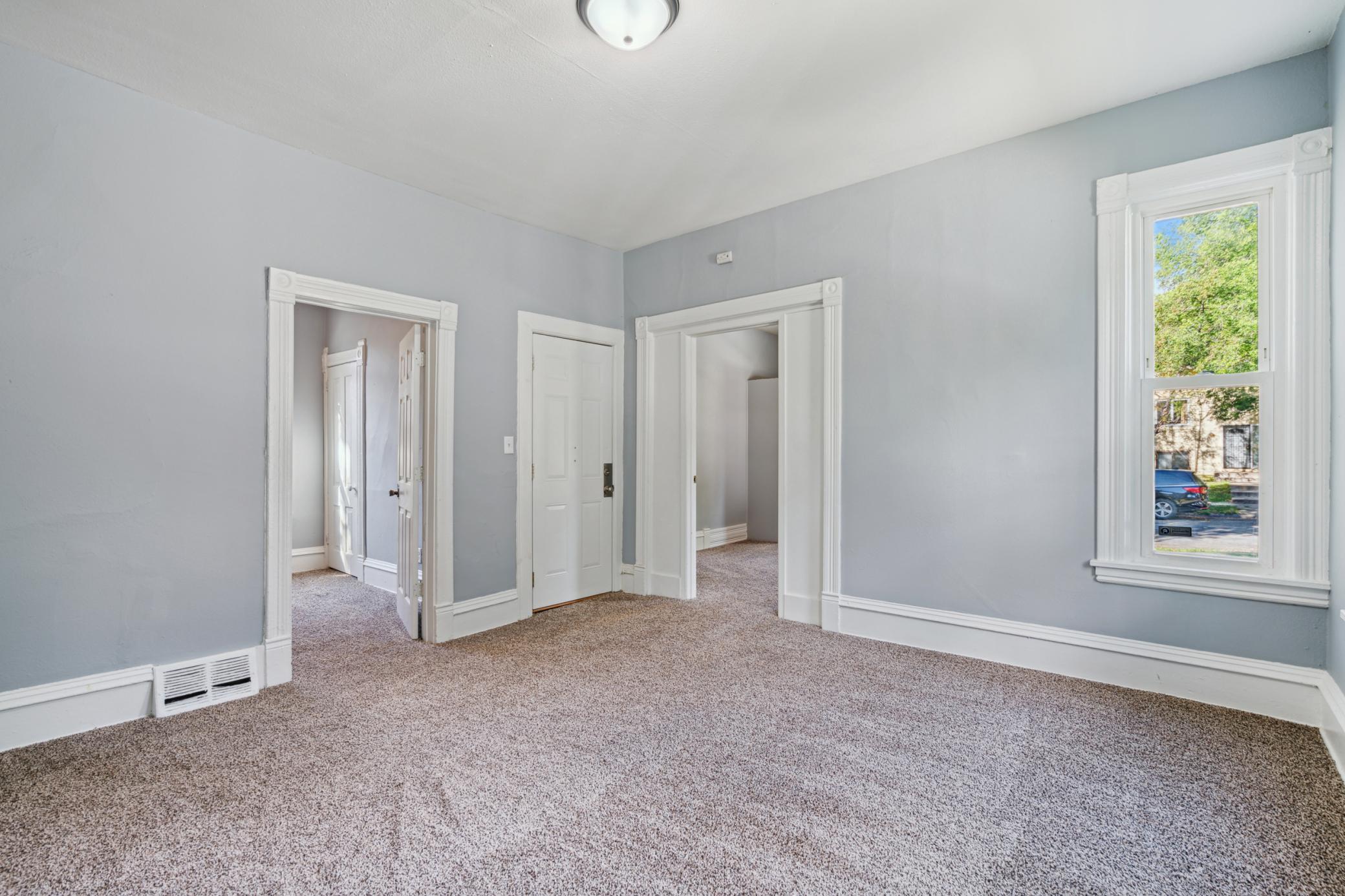 View of Residential Income at 2512 6th Street, Minneapolis MN 55411, Minneapolis (20 of 68) - Mike Wilen | Minnesota Team Real Estate