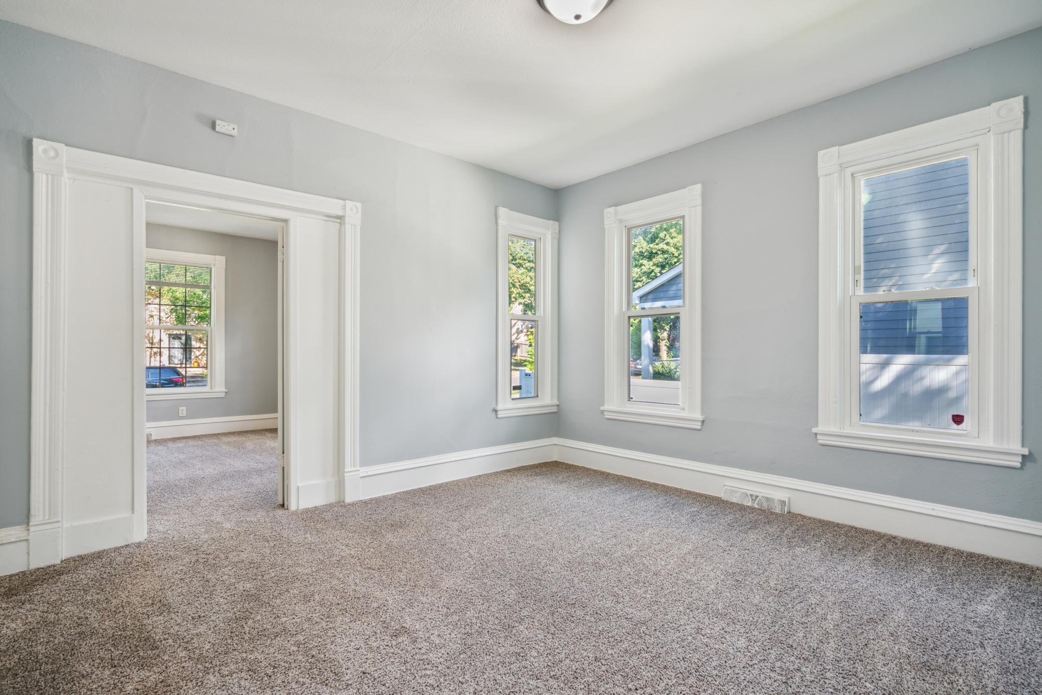 View of Residential Income at 2512 6th Street, Minneapolis MN 55411, Minneapolis (19 of 68) - Mike Wilen | Minnesota Team Real Estate