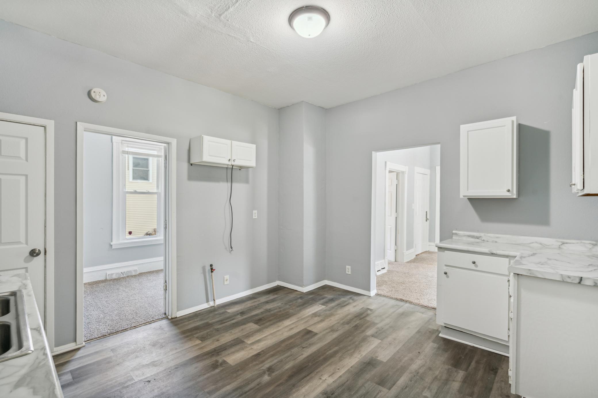 View of Residential Income at 2512 6th Street, Minneapolis MN 55411, Minneapolis (12 of 68) - Mike Wilen | Minnesota Team Real Estate