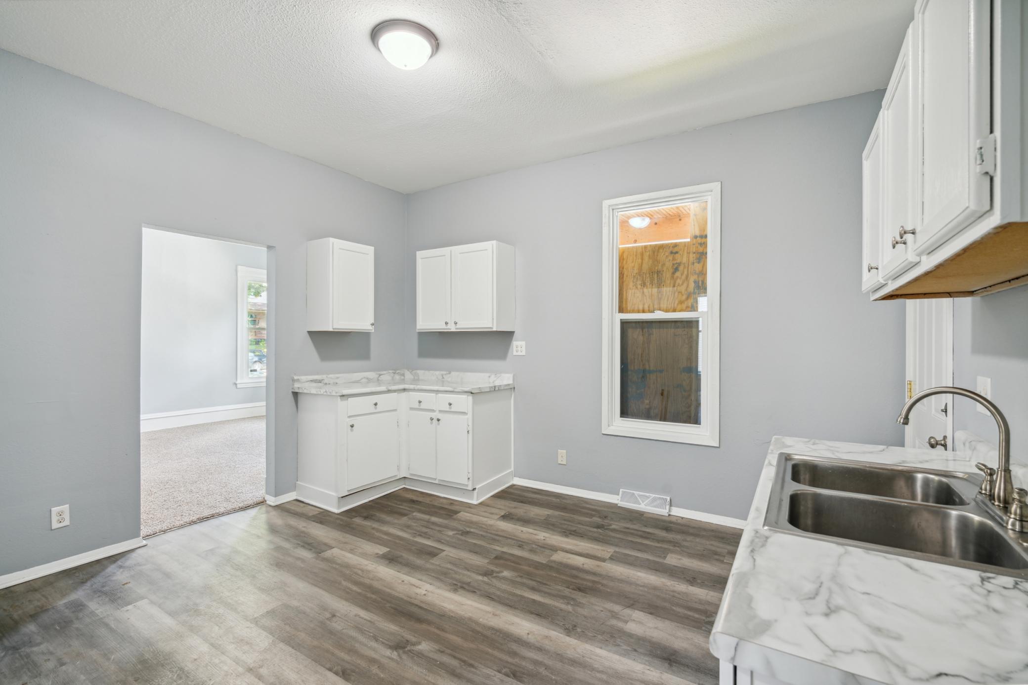 View of Residential Income at 2512 6th Street, Minneapolis MN 55411, Minneapolis (10 of 68) - Mike Wilen | Minnesota Team Real Estate