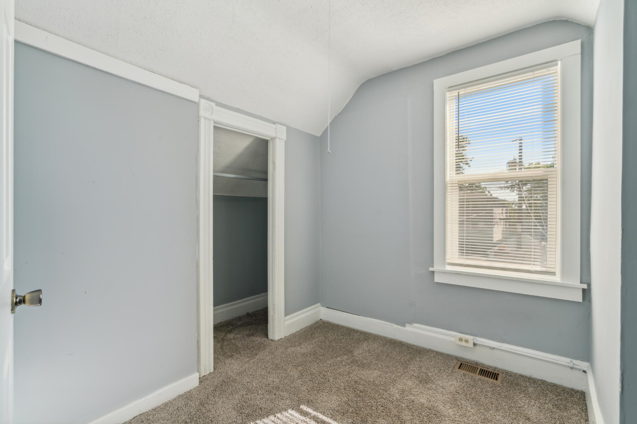View of Residential Income at 2512 6th Street, Minneapolis MN 55411, Minneapolis (57 of 68) - Mike Wilen | Minnesota Team Real Estate