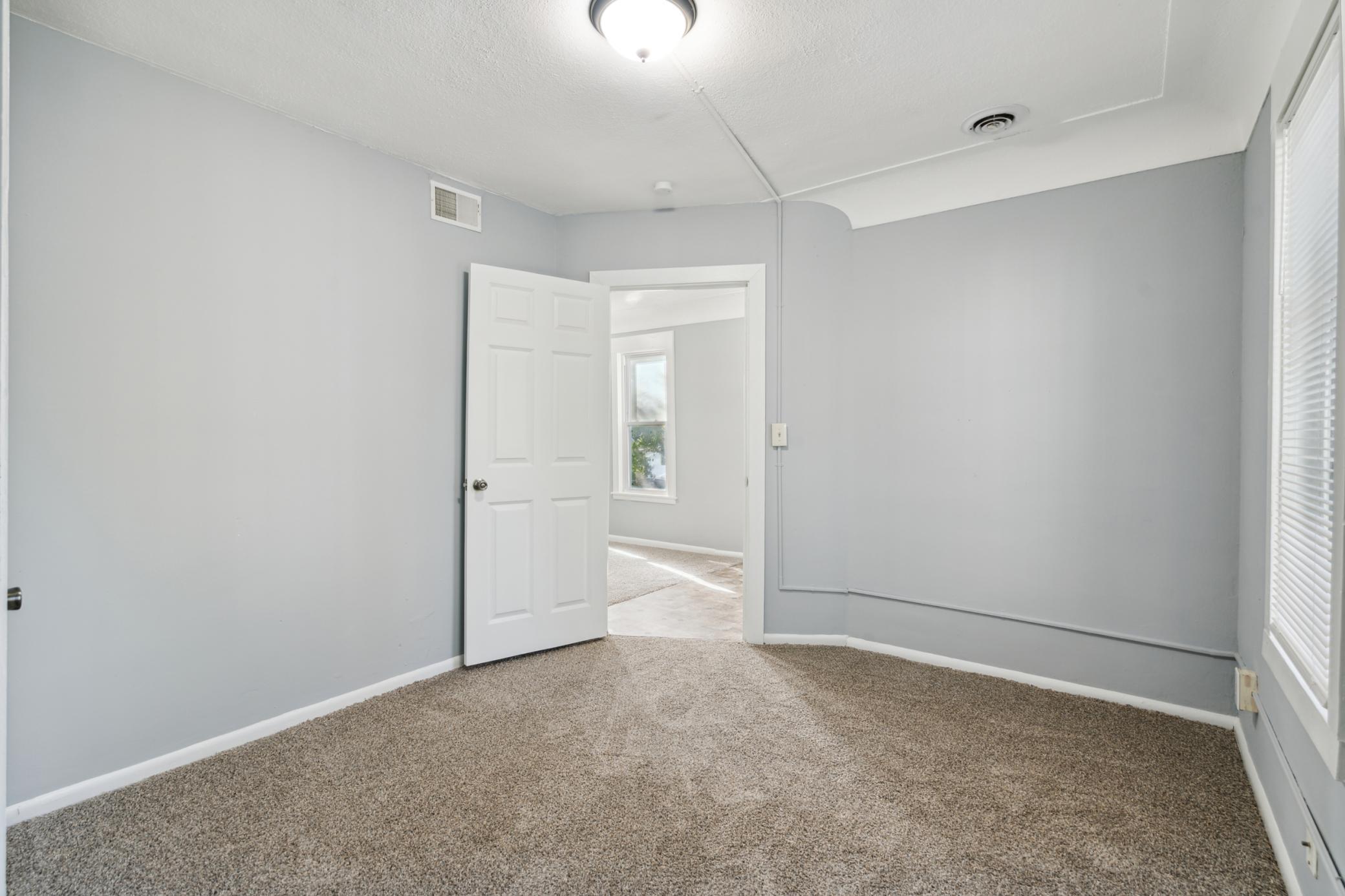 View of Residential Income at 2512 6th Street, Minneapolis MN 55411, Minneapolis (54 of 68) - Mike Wilen | Minnesota Team Real Estate