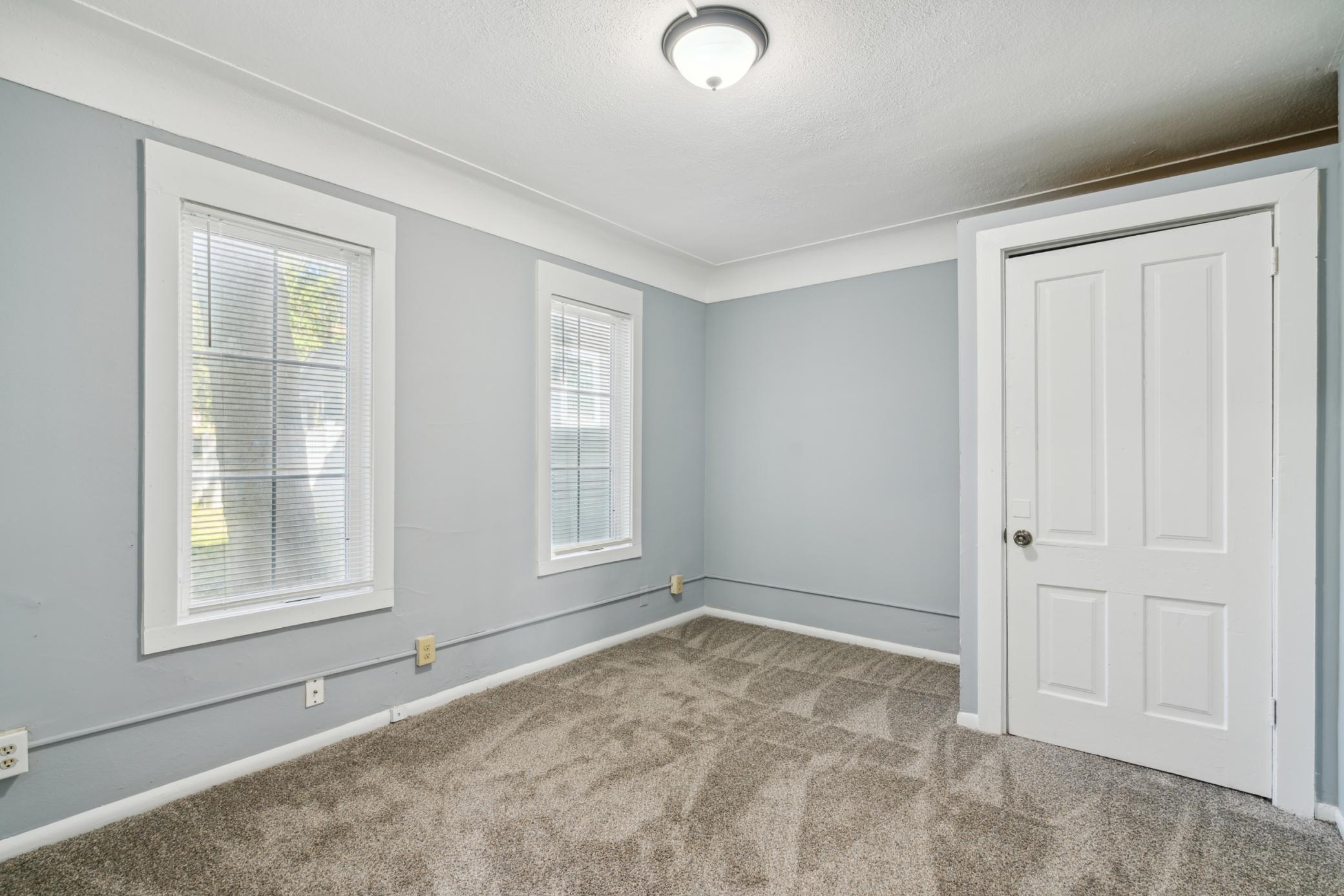 View of Residential Income at 2512 6th Street, Minneapolis MN 55411, Minneapolis (53 of 68) - Mike Wilen | Minnesota Team Real Estate