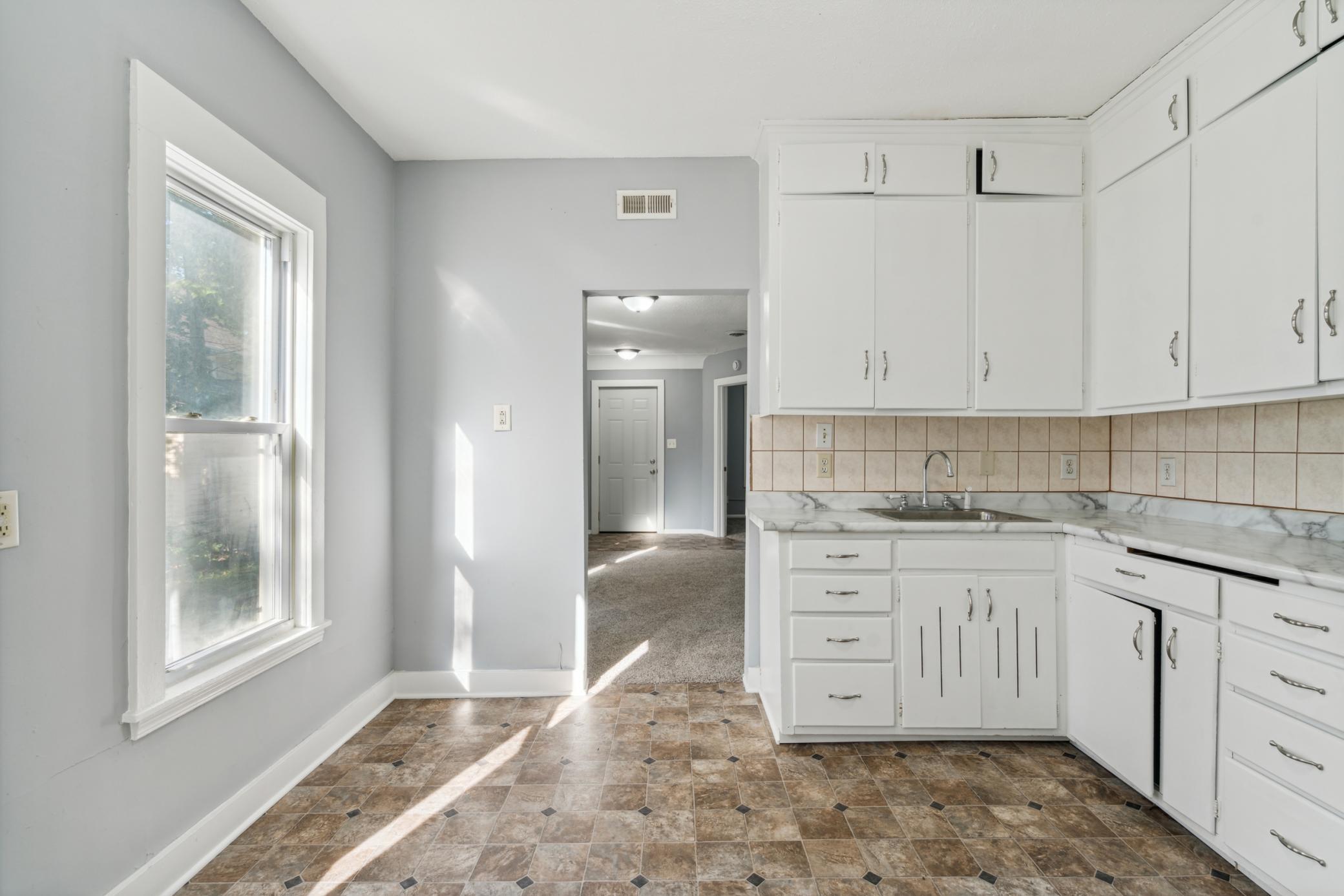 View of Residential Income at 2512 6th Street, Minneapolis MN 55411, Minneapolis (49 of 68) - Mike Wilen | Minnesota Team Real Estate