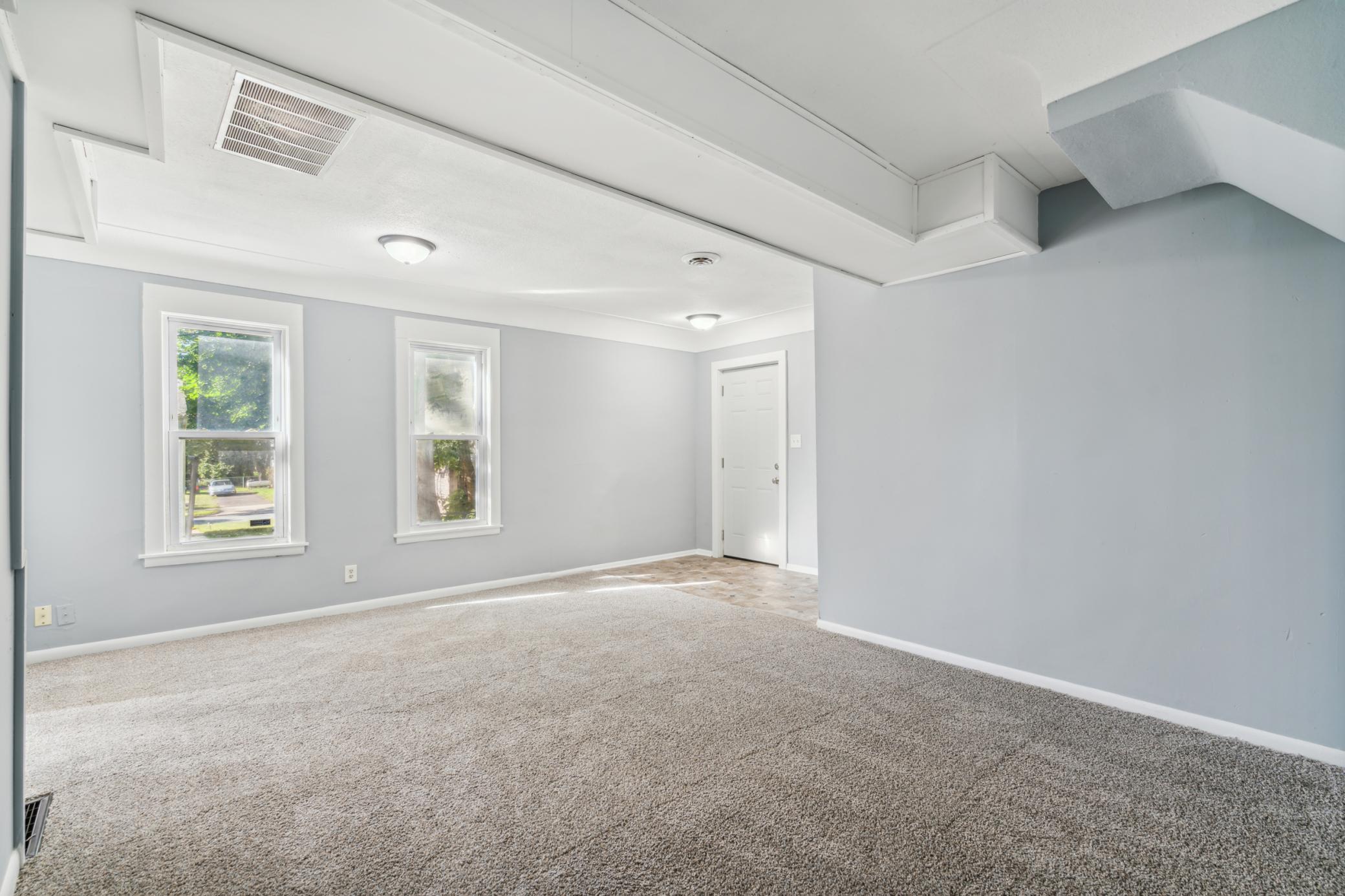View of Residential Income at 2512 6th Street, Minneapolis MN 55411, Minneapolis (46 of 68) - Mike Wilen | Minnesota Team Real Estate