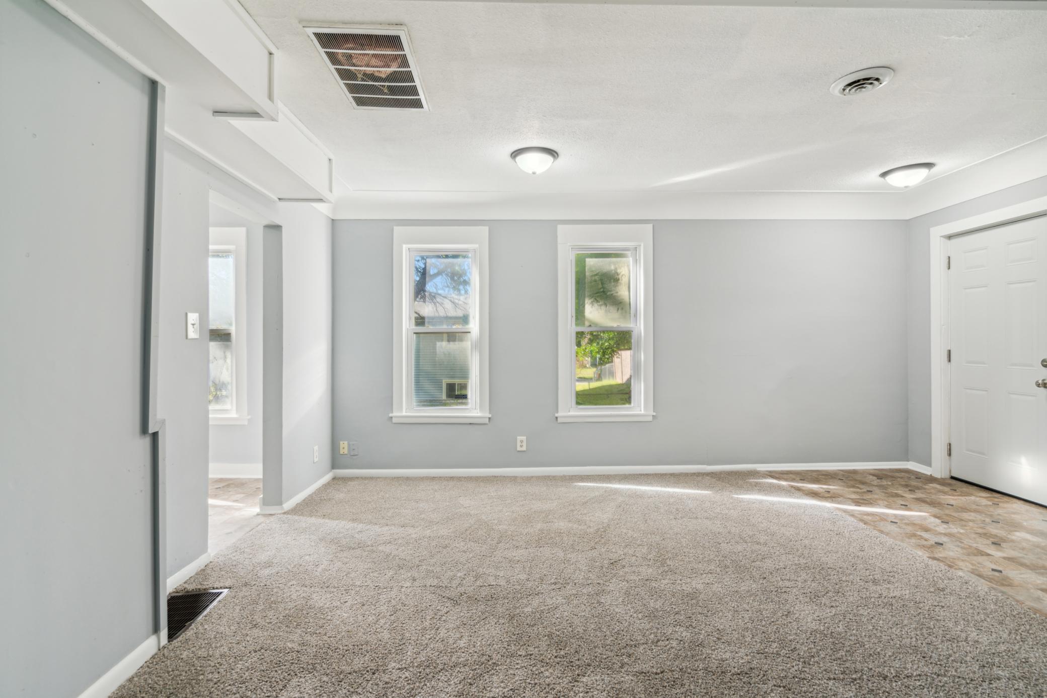 View of Residential Income at 2512 6th Street, Minneapolis MN 55411, Minneapolis (45 of 68) - Mike Wilen | Minnesota Team Real Estate