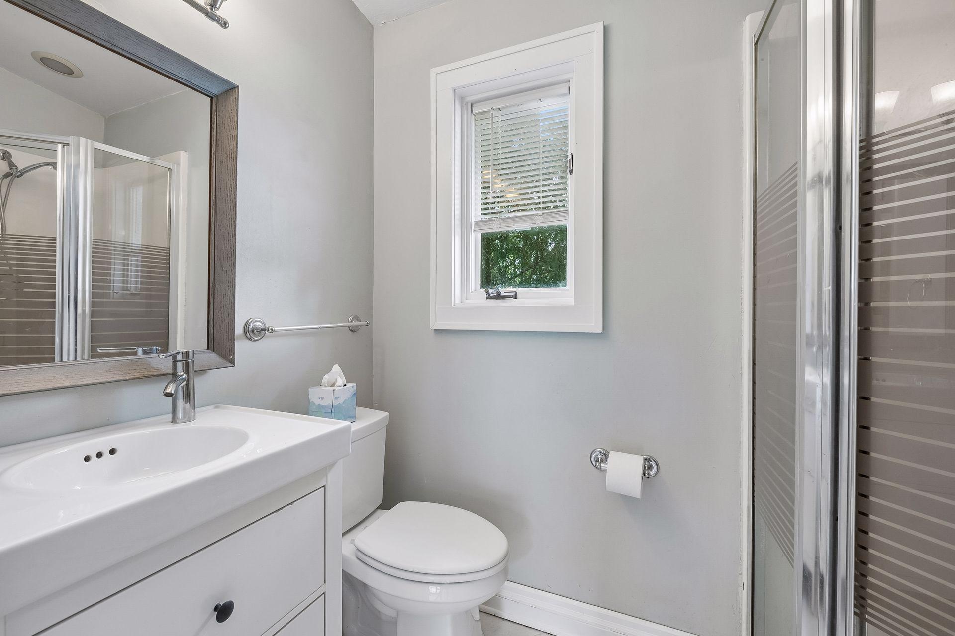 View of Residential at 2312 54th Street, Minneapolis MN 55410, Minneapolis (20 of 38) - Mike Wilen | Minnesota Team Real Estate