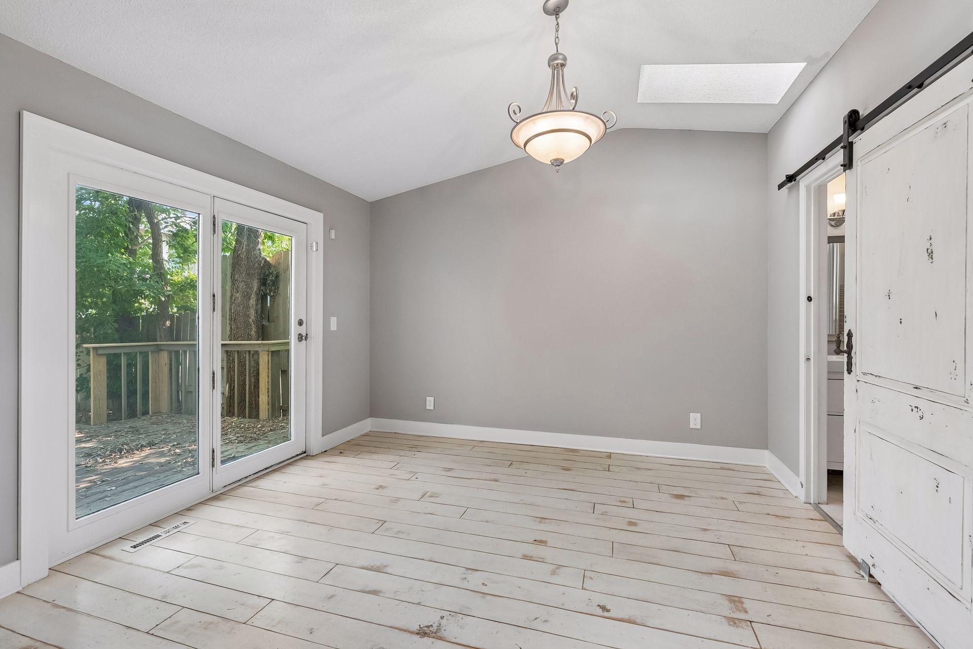 View of Residential at 2312 54th Street, Minneapolis MN 55410, Minneapolis (17 of 38) - Mike Wilen | Minnesota Team Real Estate