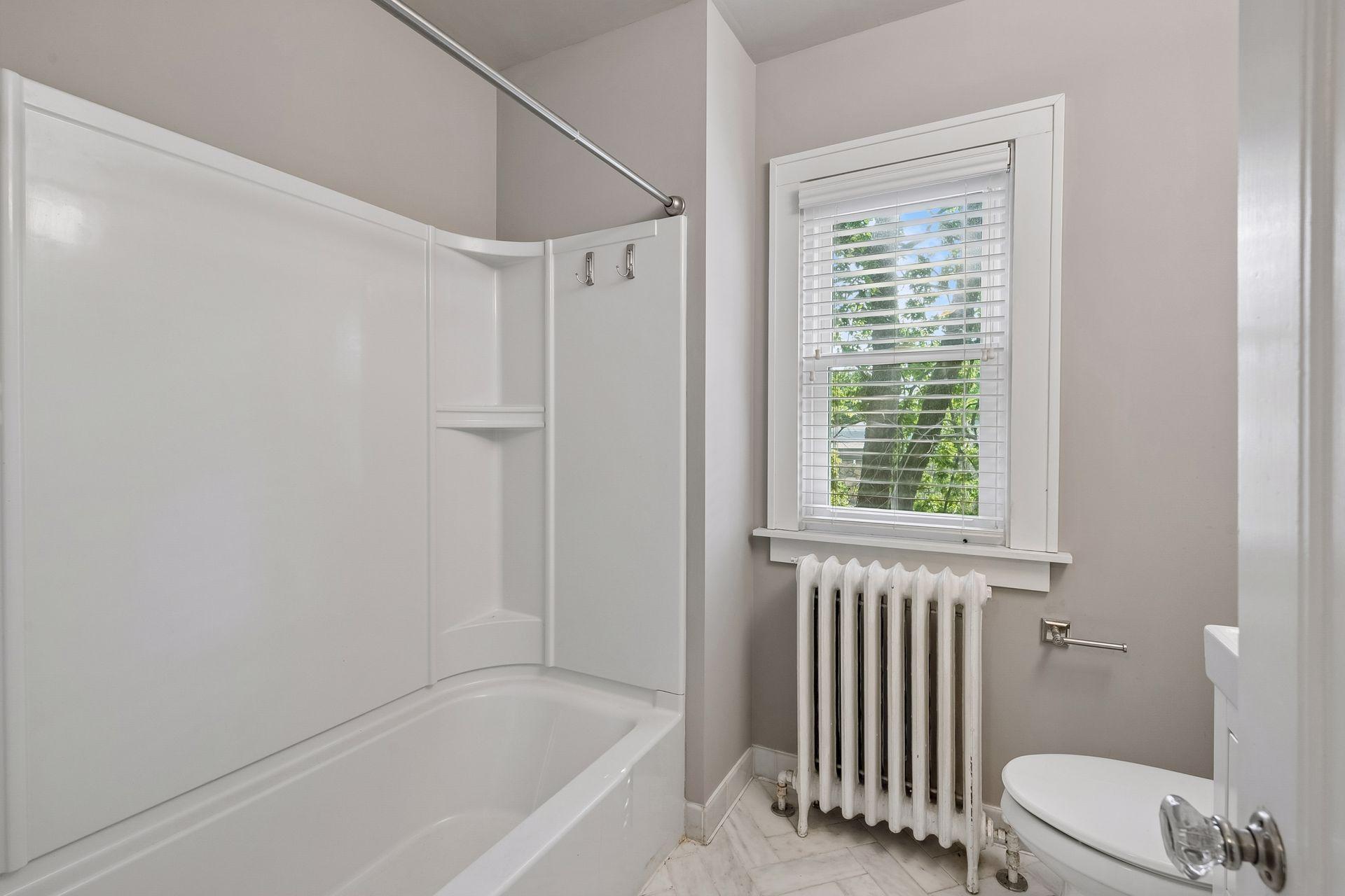 View of Residential at 2312 54th Street, Minneapolis MN 55410, Minneapolis (23 of 38) - Mike Wilen | Minnesota Team Real Estate