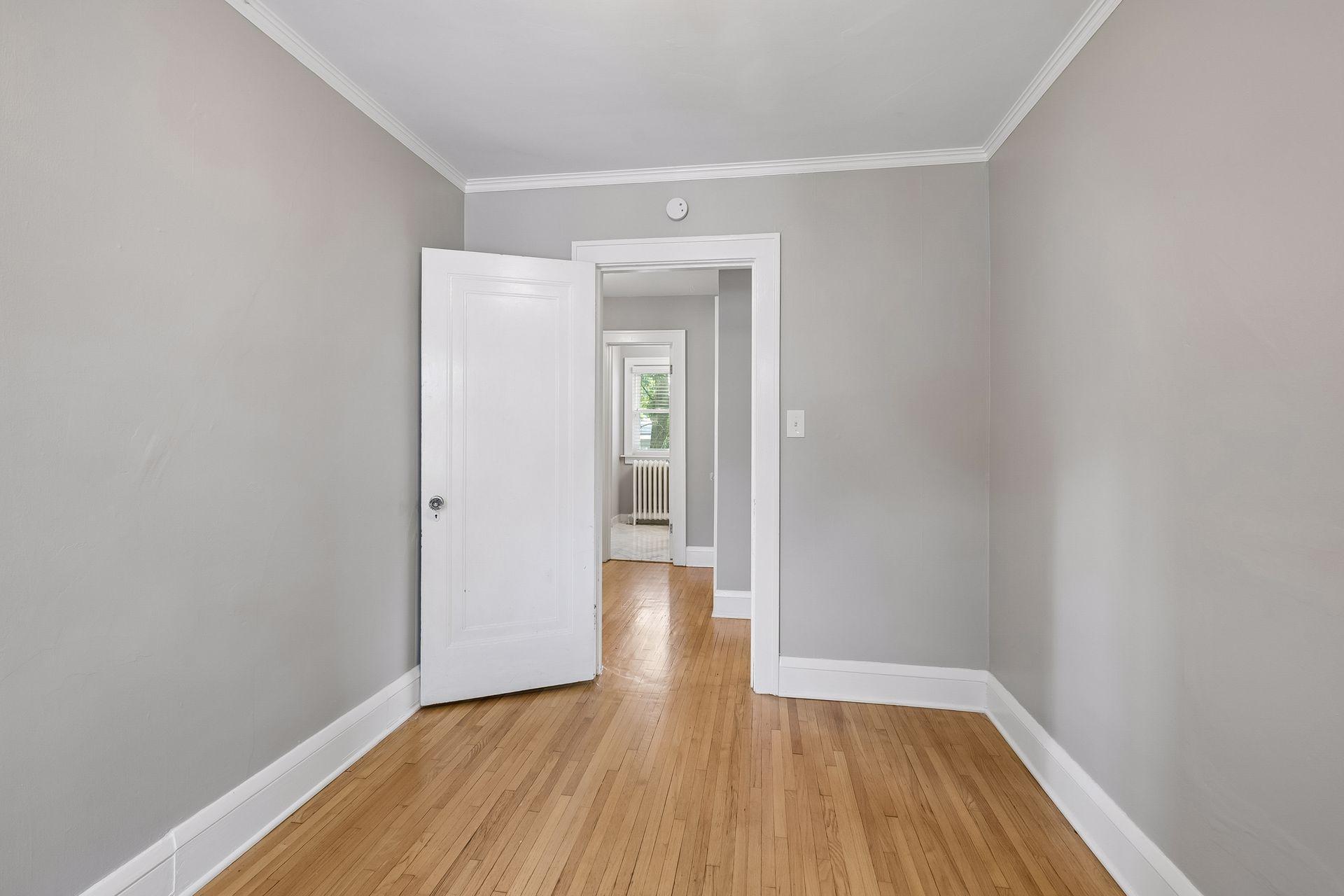 View of Residential at 2312 54th Street, Minneapolis MN 55410, Minneapolis (28 of 38) - Mike Wilen | Minnesota Team Real Estate