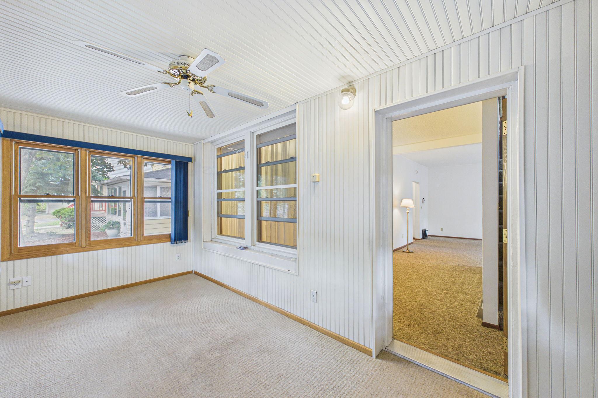 View of Residential at 992 Matilda Street, Saint Paul MN 55117, Saint Paul (4 of 31) - Mike Wilen | Minnesota Team Real Estate