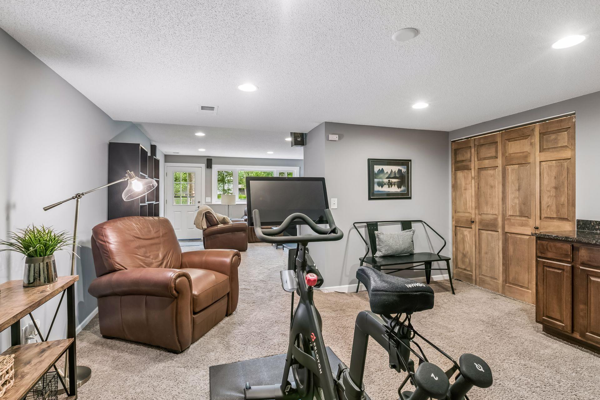 View of Residential at 5505 Danube Road, Fridley MN 55432, Fridley (39 of 58) - Mike Wilen | Minnesota Team Real Estate