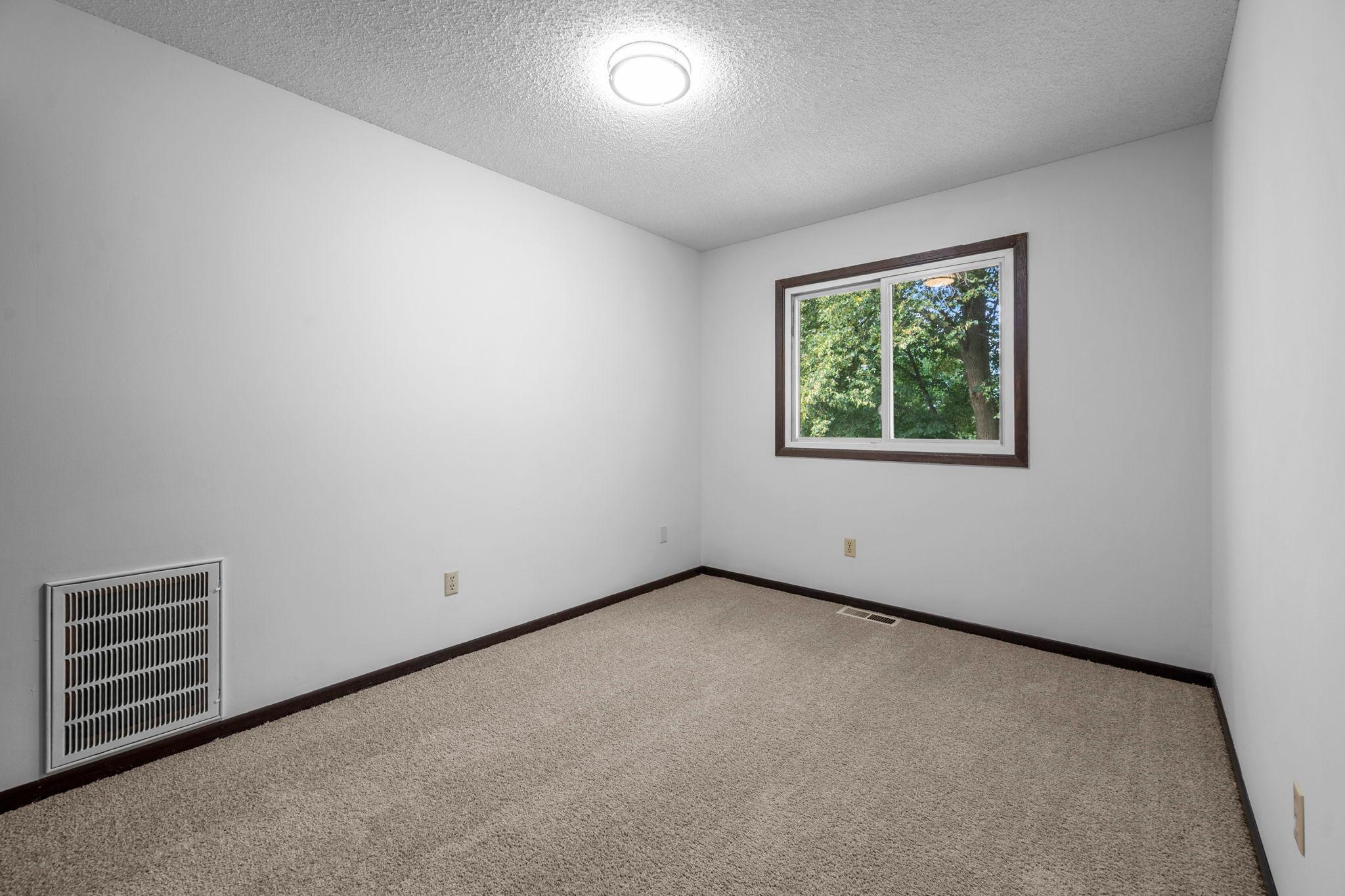 View of Residential at 6770 Woodhill Trail, Eden Prairie MN 55346, Eden Prairie (11 of 23) - Mike Wilen | Minnesota Team Real Estate