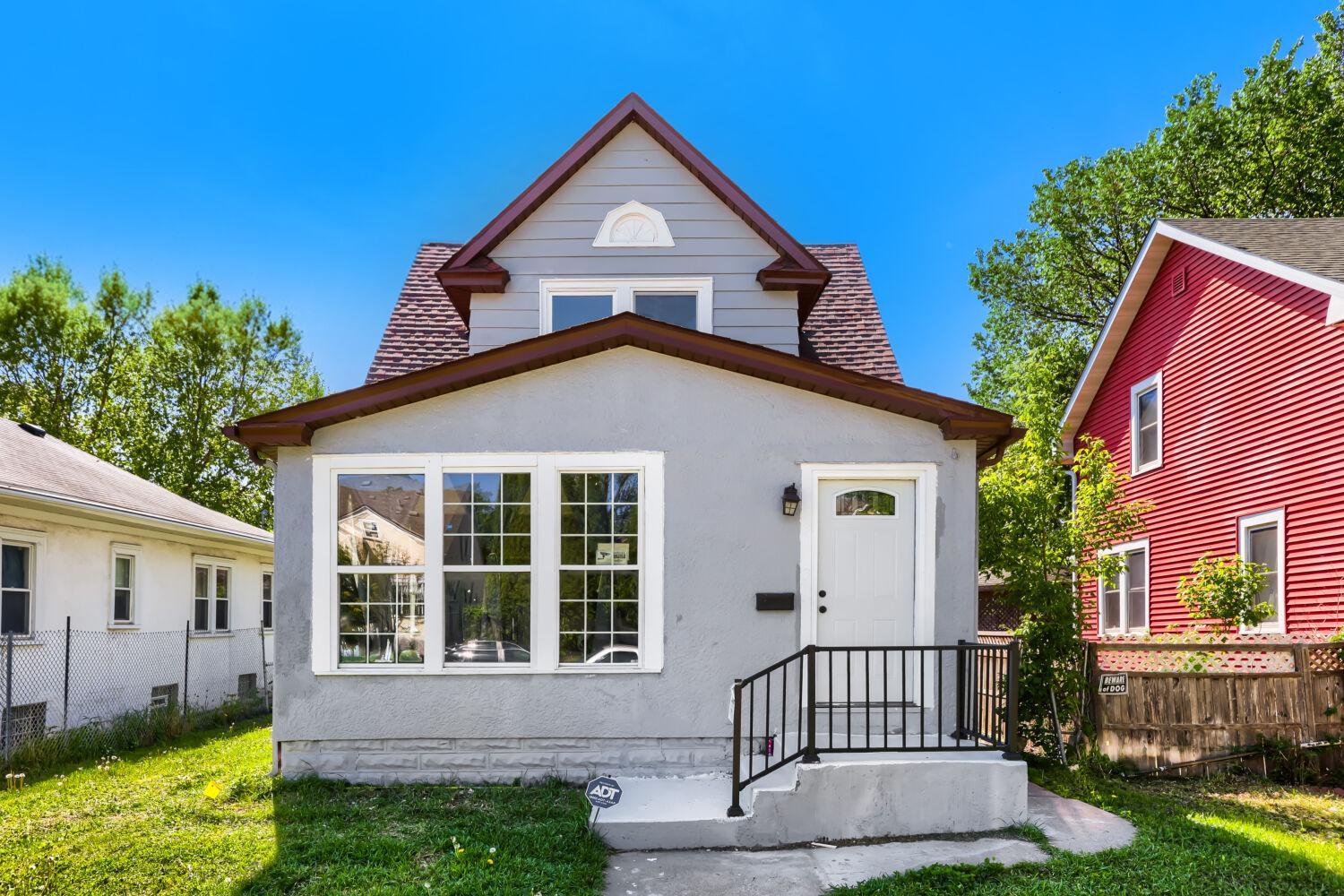View of Residential at 3123 Knox Avenue, Minneapolis MN 55411, Minneapolis (5 of 17) - Mike Wilen | Minnesota Team Real Estate