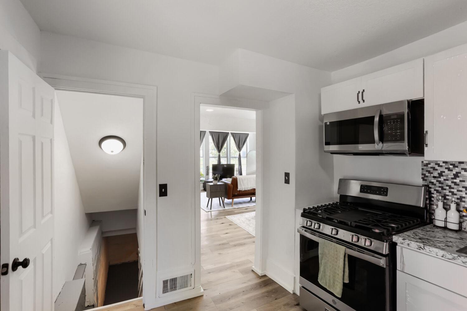View of Residential at 3123 Knox Avenue, Minneapolis MN 55411, Minneapolis (9 of 17) - Mike Wilen | Minnesota Team Real Estate