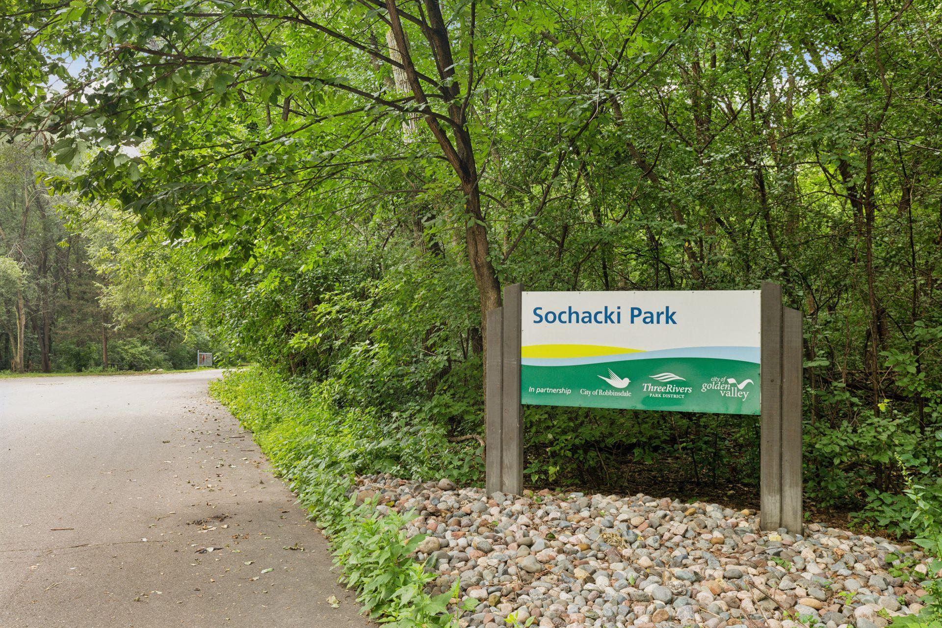 View of Residential at 2720 McNair Drive, Robbinsdale MN 55422, Robbinsdale (46 of 50) - Mike Wilen | Minnesota Team Real Estate