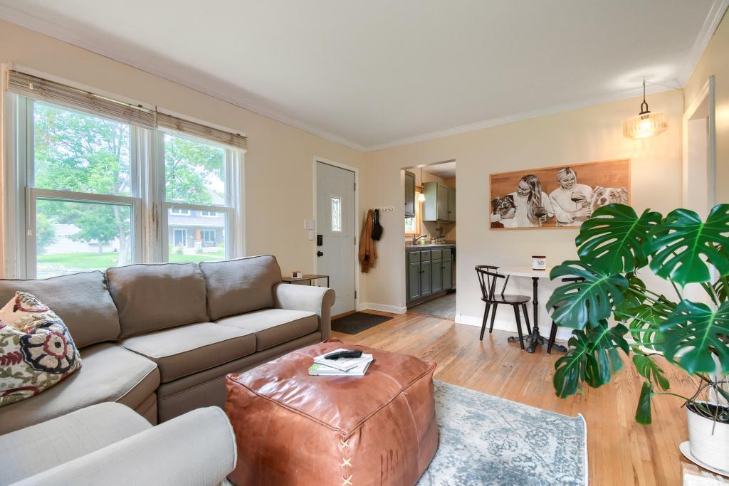 View of Residential at 3912 Vera Cruz Avenue, Robbinsdale MN 55422, Robbinsdale (3 of 15) - Mike Wilen | Minnesota Team Real Estate