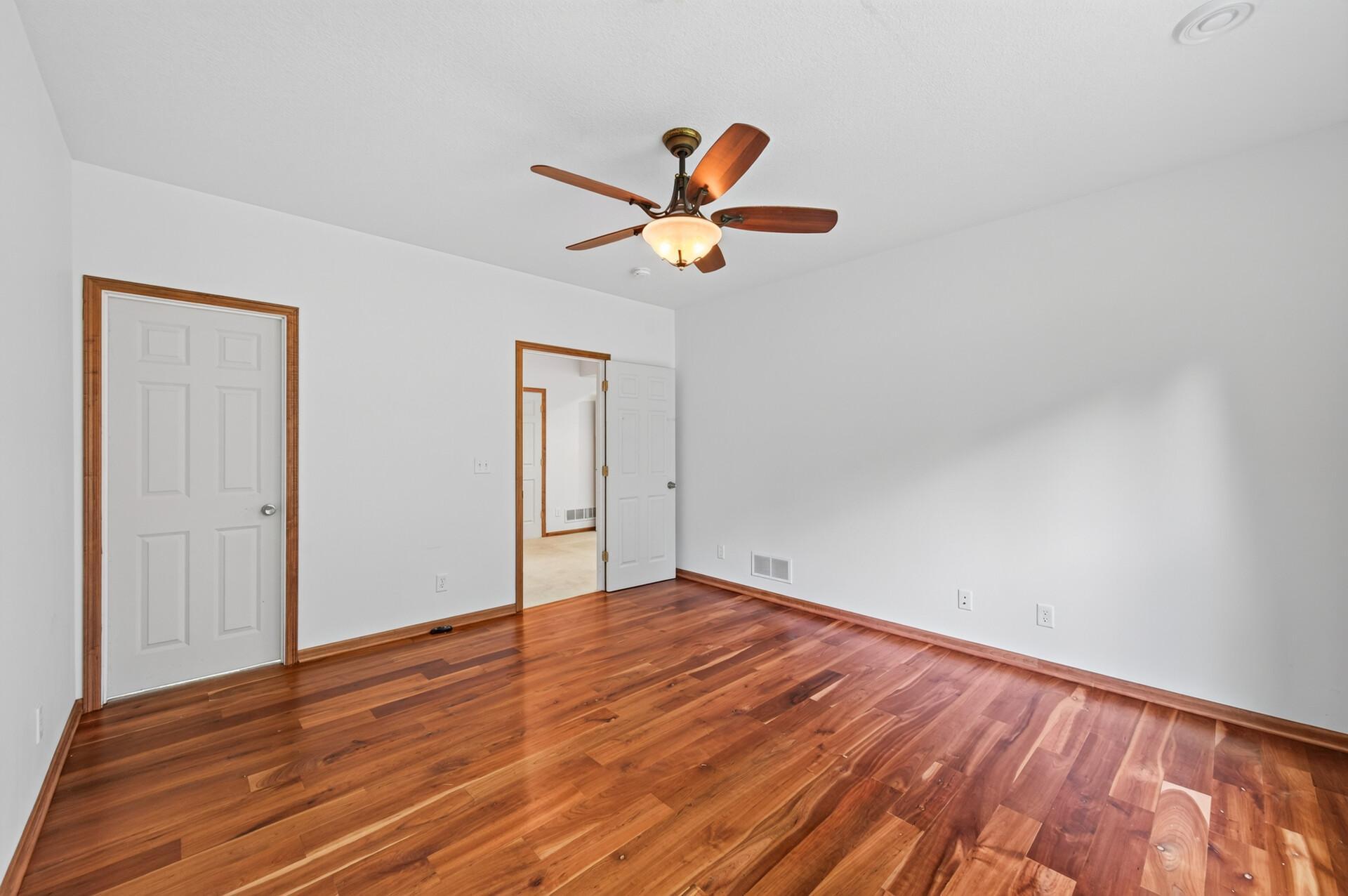 View of Residential at 10986 Thone Road, Woodbury MN 55129, Woodbury (29 of 47) - Mike Wilen | Minnesota Team Real Estate