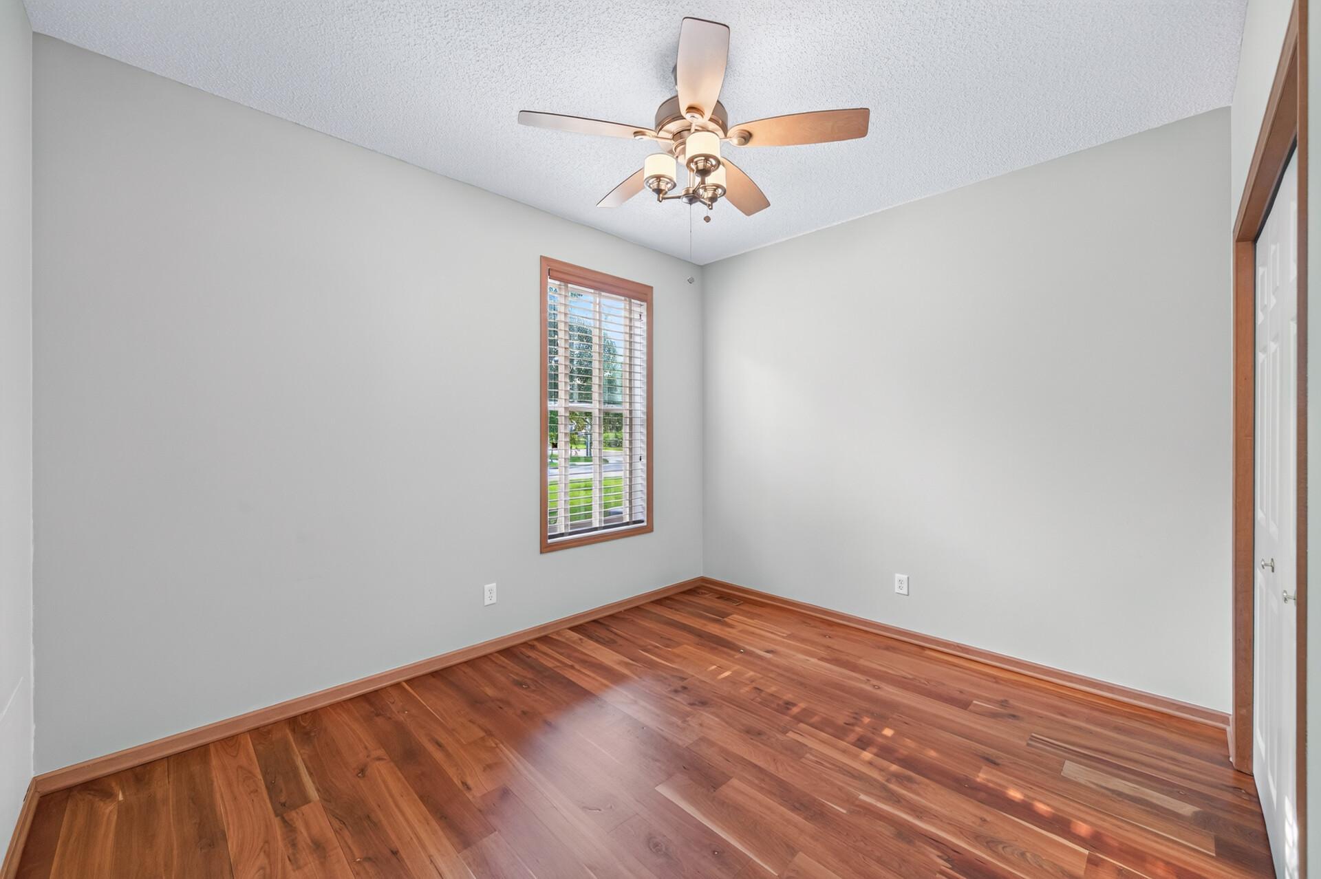 View of Residential at 10986 Thone Road, Woodbury MN 55129, Woodbury (19 of 47) - Mike Wilen | Minnesota Team Real Estate