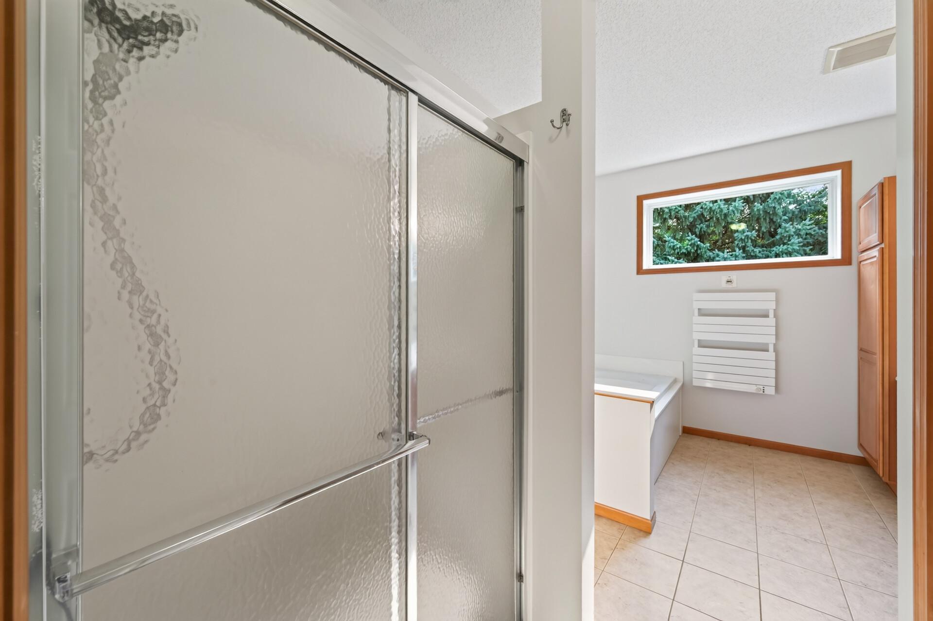 View of Residential at 10986 Thone Road, Woodbury MN 55129, Woodbury (17 of 47) - Mike Wilen | Minnesota Team Real Estate