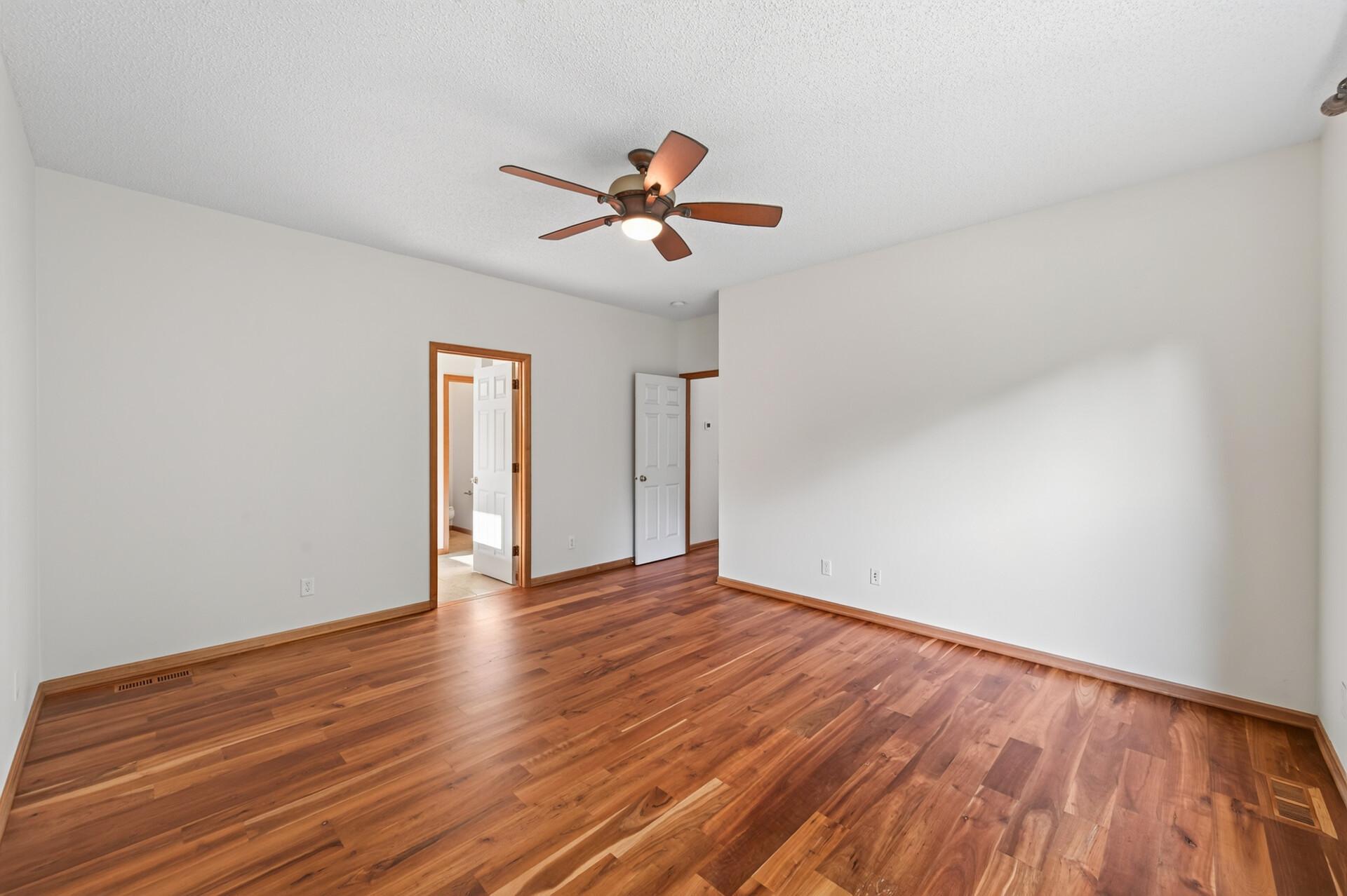 View of Residential at 10986 Thone Road, Woodbury MN 55129, Woodbury (14 of 47) - Mike Wilen | Minnesota Team Real Estate