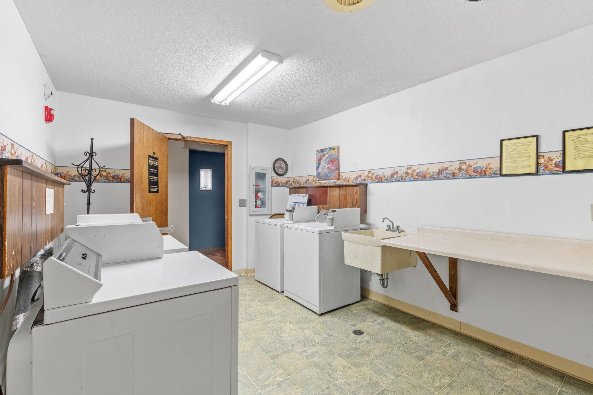 View of Residential at 4120 Parklawn Avenue #220, Edina MN 55435, Edina (11 of 19) - Mike Wilen | Minnesota Team Real Estate