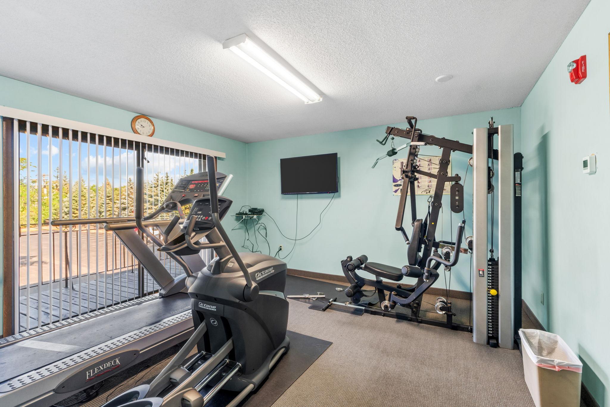 View of Residential at 4120 Parklawn Avenue #220, Edina MN 55435, Edina (17 of 19) - Mike Wilen | Minnesota Team Real Estate